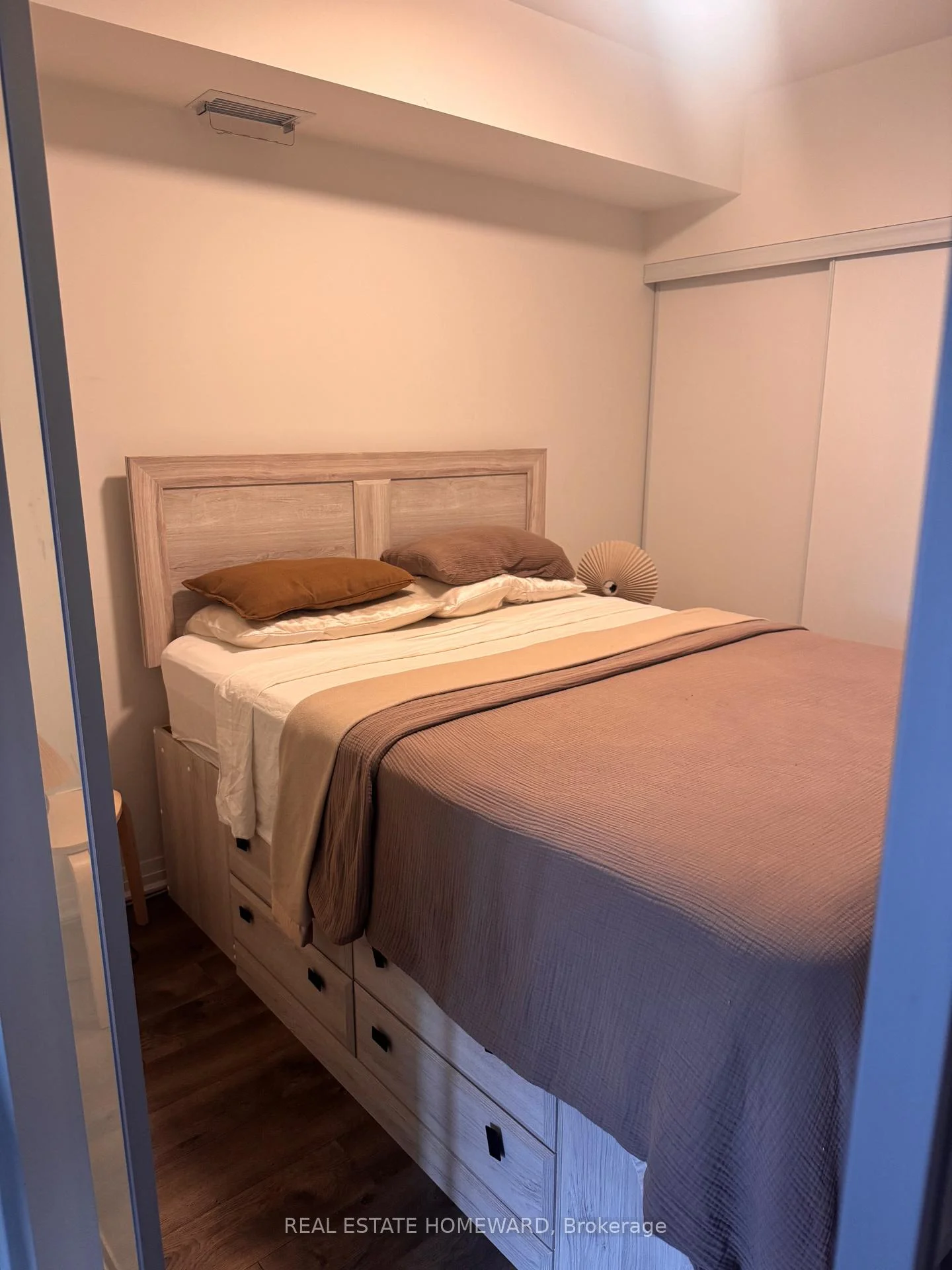 Photo 9 of Unit 210, 1630 Queen Street, Toronto, The Beaches — HOMEH