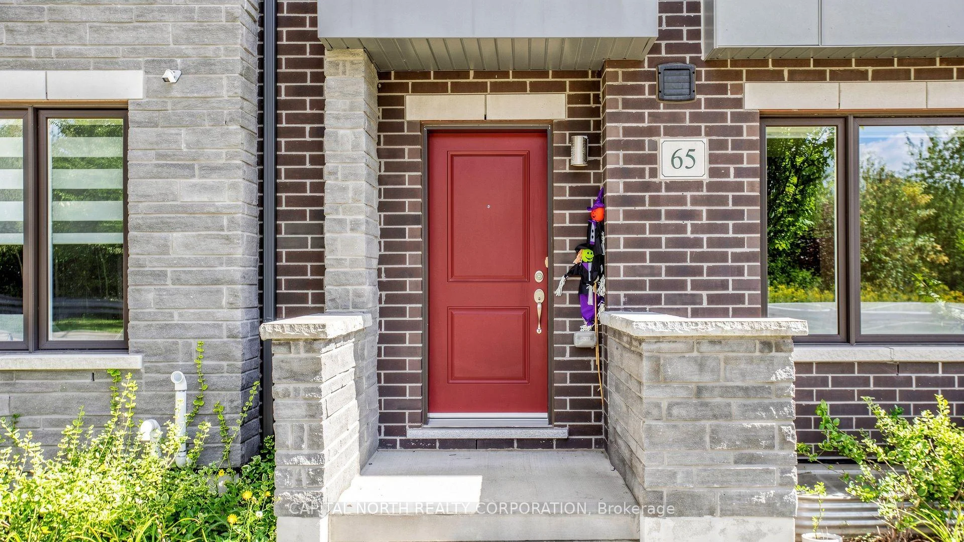 Photo 5 of 65 Ilan Ramon Boulevard, Vaughan, Patterson — HOMEH