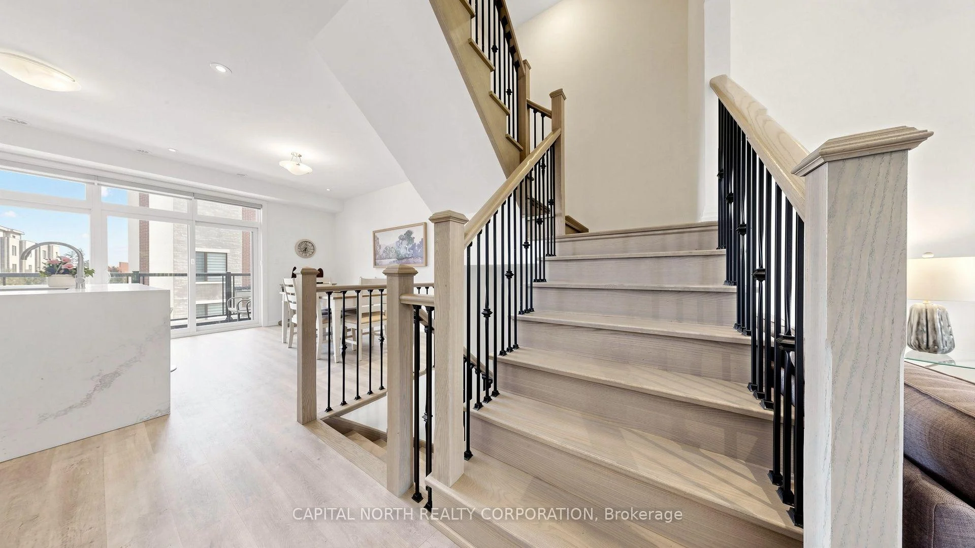 Photo 6 of 65 Ilan Ramon Boulevard, Vaughan, Patterson — HOMEH