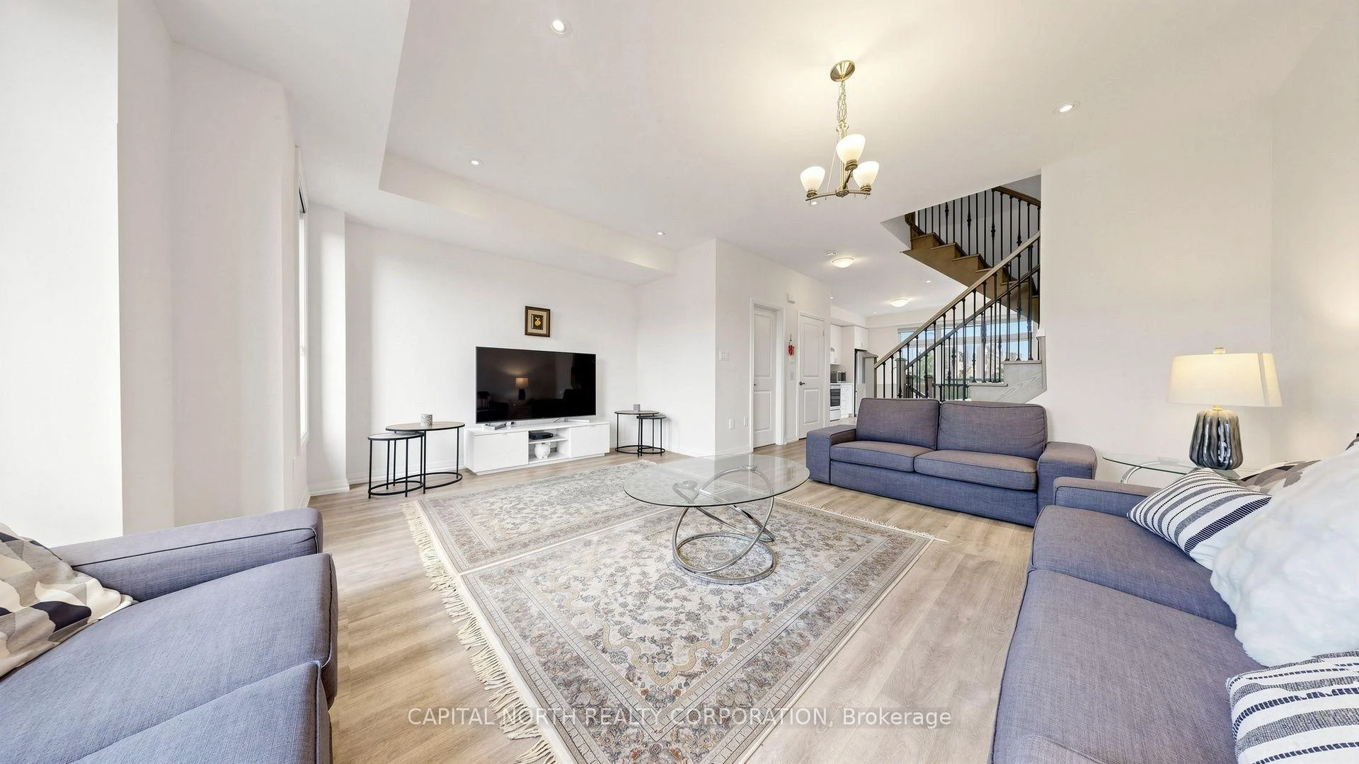 Photo 11 of 65 Ilan Ramon Boulevard, Vaughan, Patterson — HOMEH