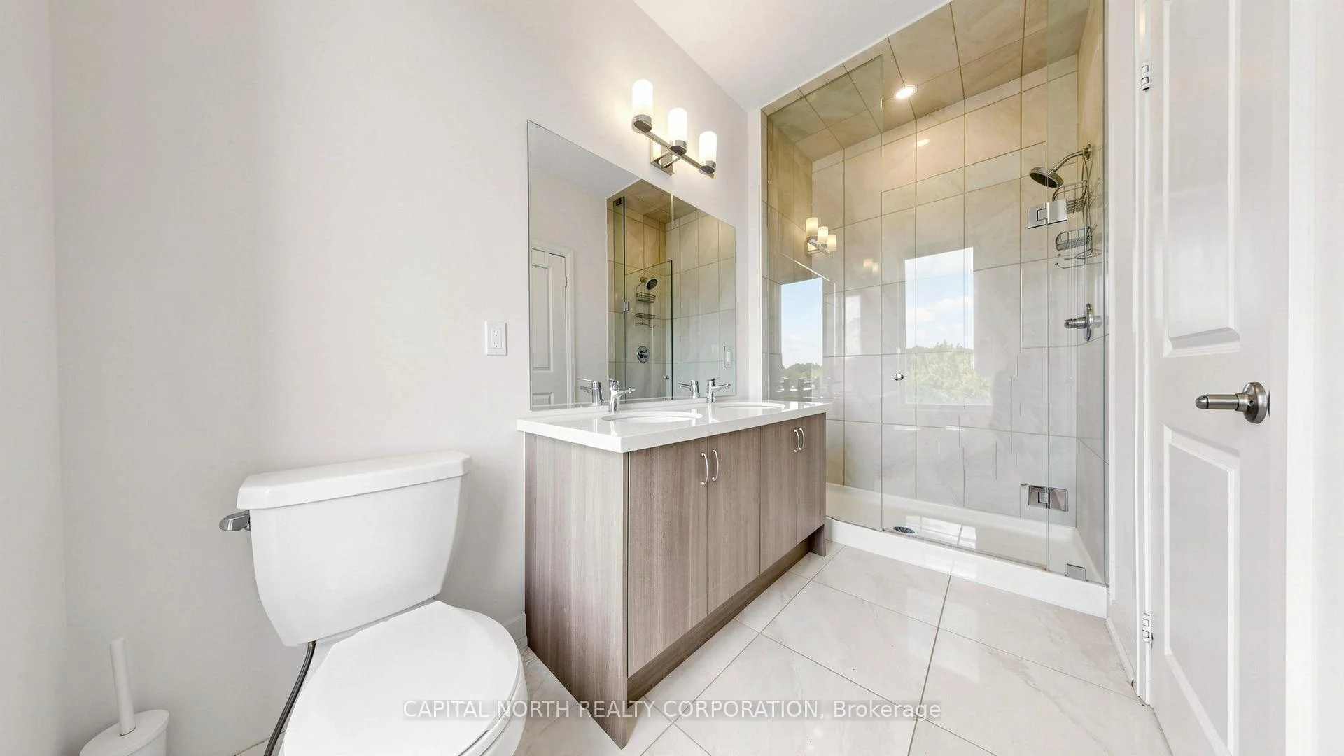 Photo 20 of 65 Ilan Ramon Boulevard, Vaughan, Patterson — HOMEH