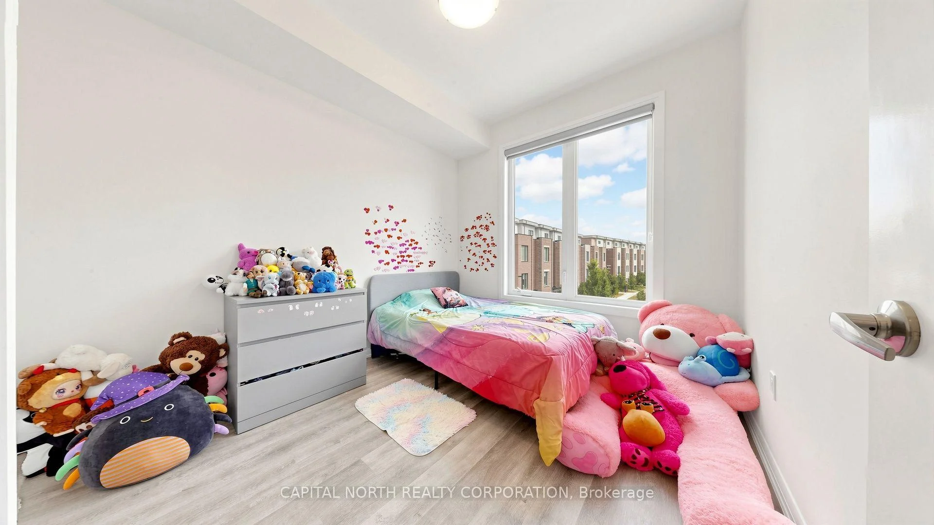 Photo 23 of 65 Ilan Ramon Boulevard, Vaughan, Patterson — HOMEH