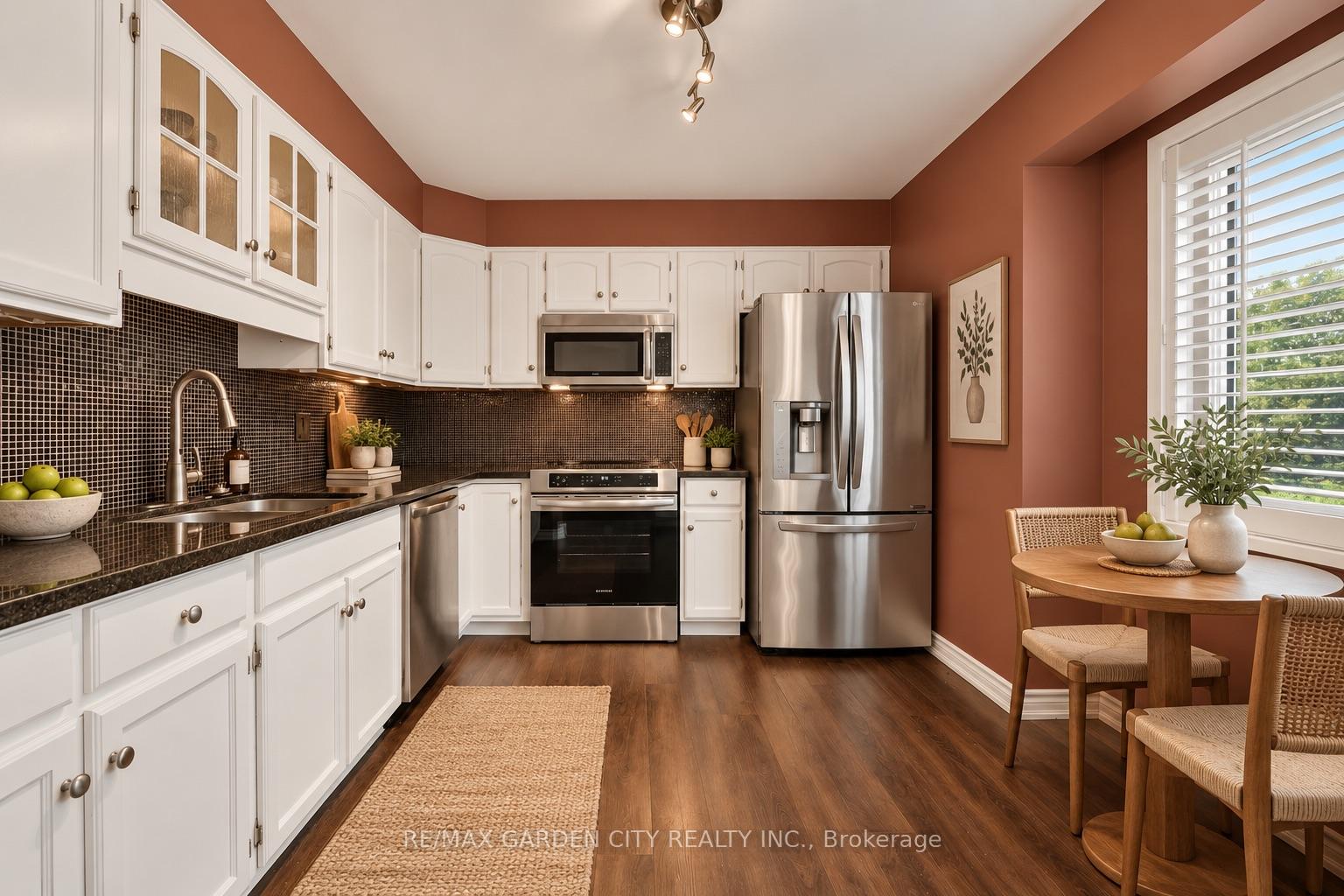 Photo 11 of Unit 8, 177 Main Street W, Grimsby, Grimsby West — HOMEH