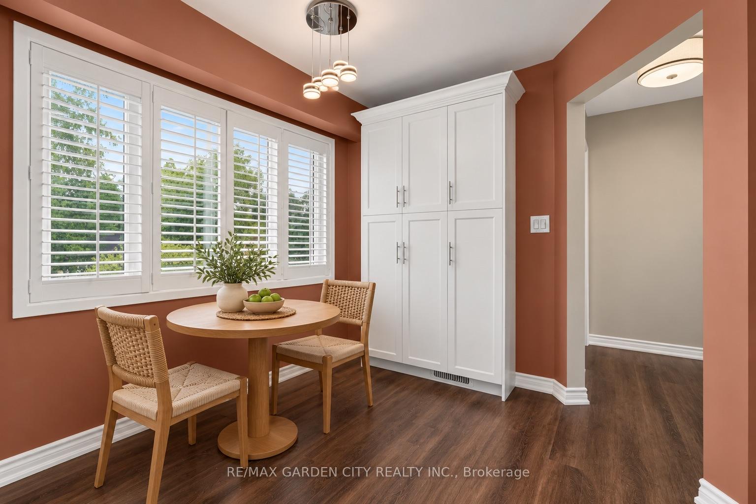 Photo 13 of Unit 8, 177 Main Street W, Grimsby, Grimsby West — HOMEH