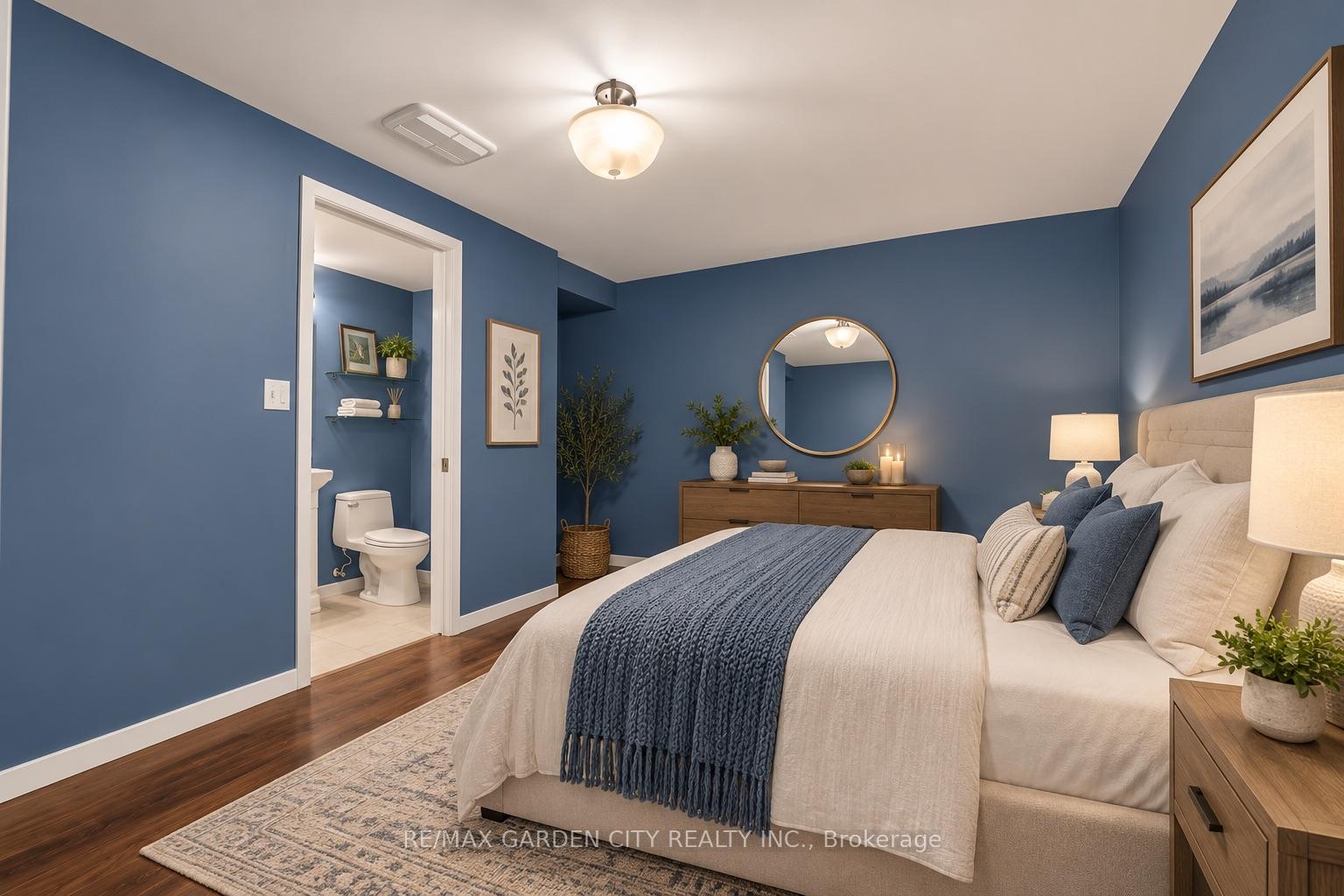 Photo 23 of Unit 8, 177 Main Street W, Grimsby, Grimsby West — HOMEH