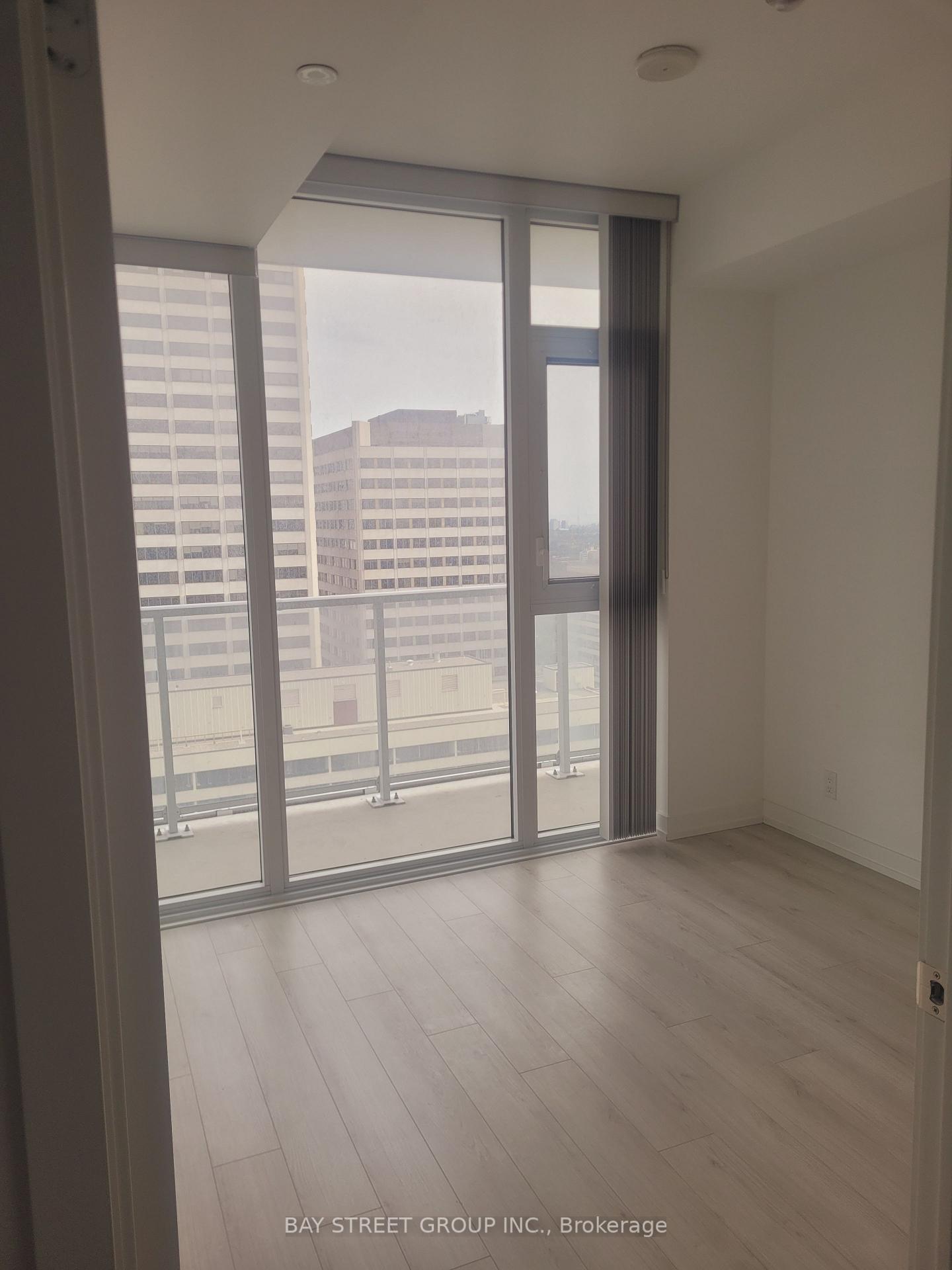 Photo 10 of Unit 2108, 33 Helendale Avenue, Toronto, Yonge-Eglinton — HOMEH