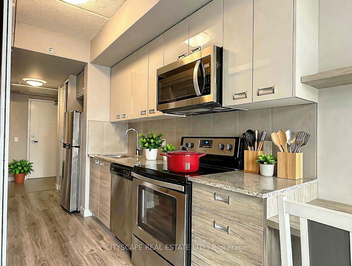 Photo of Unit 511, 308 Lester Street