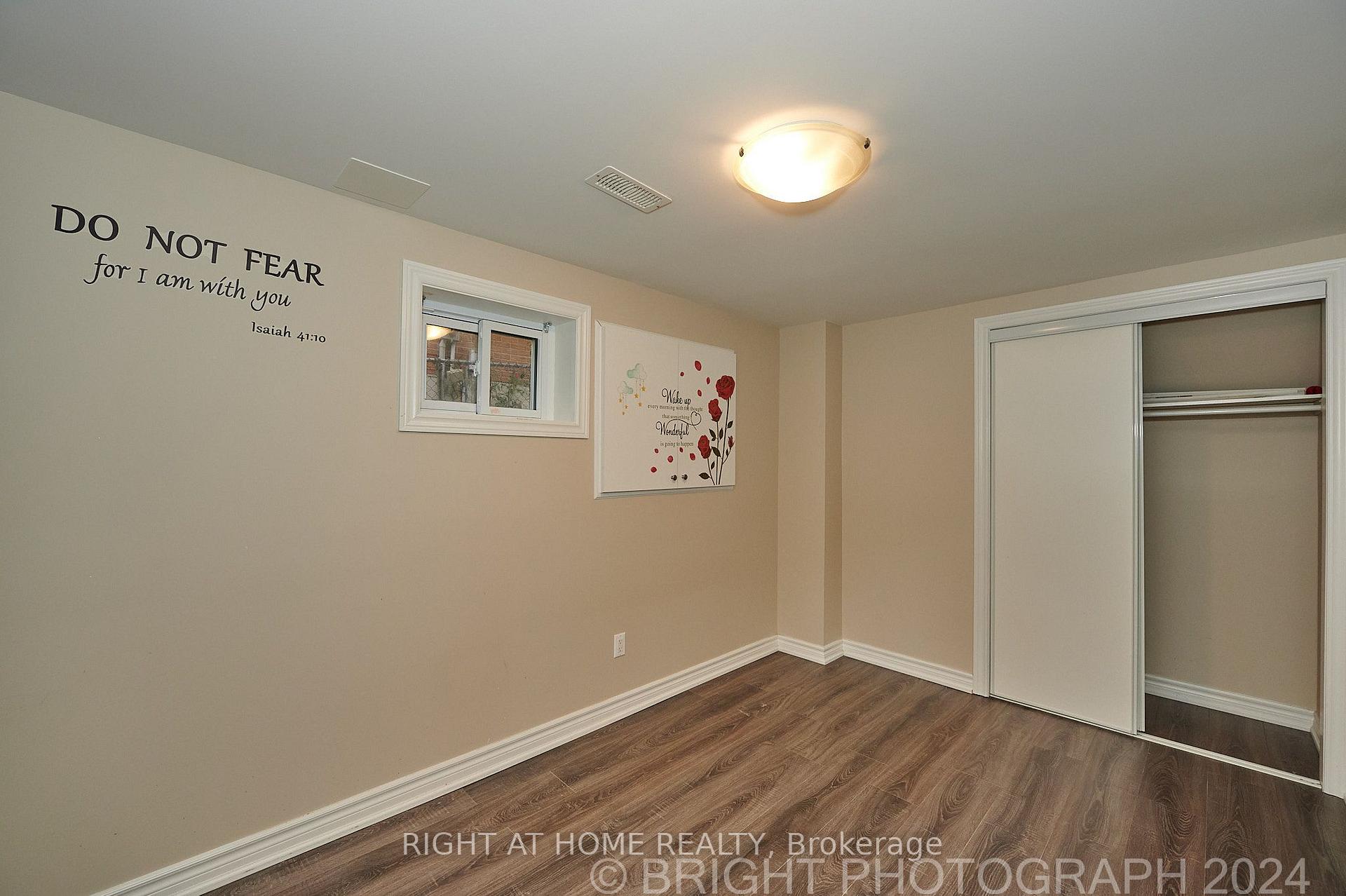 Photo 2 of 36 Ladner Drive, North York, Pleasant View — HOMEH