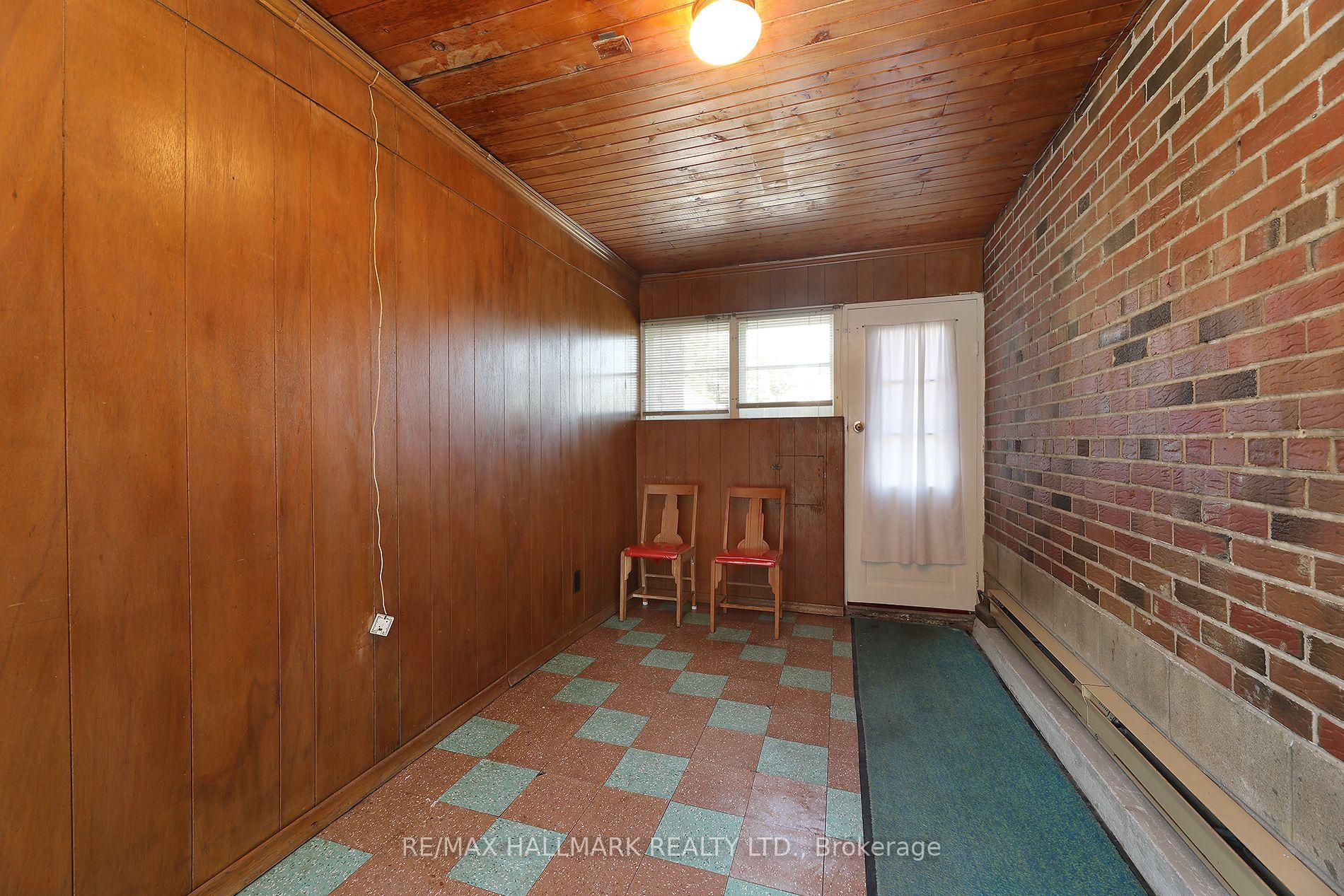 Photo 23 of 55 Athol Avenue, Etobicoke, Stonegate-Queensway — HOMEH