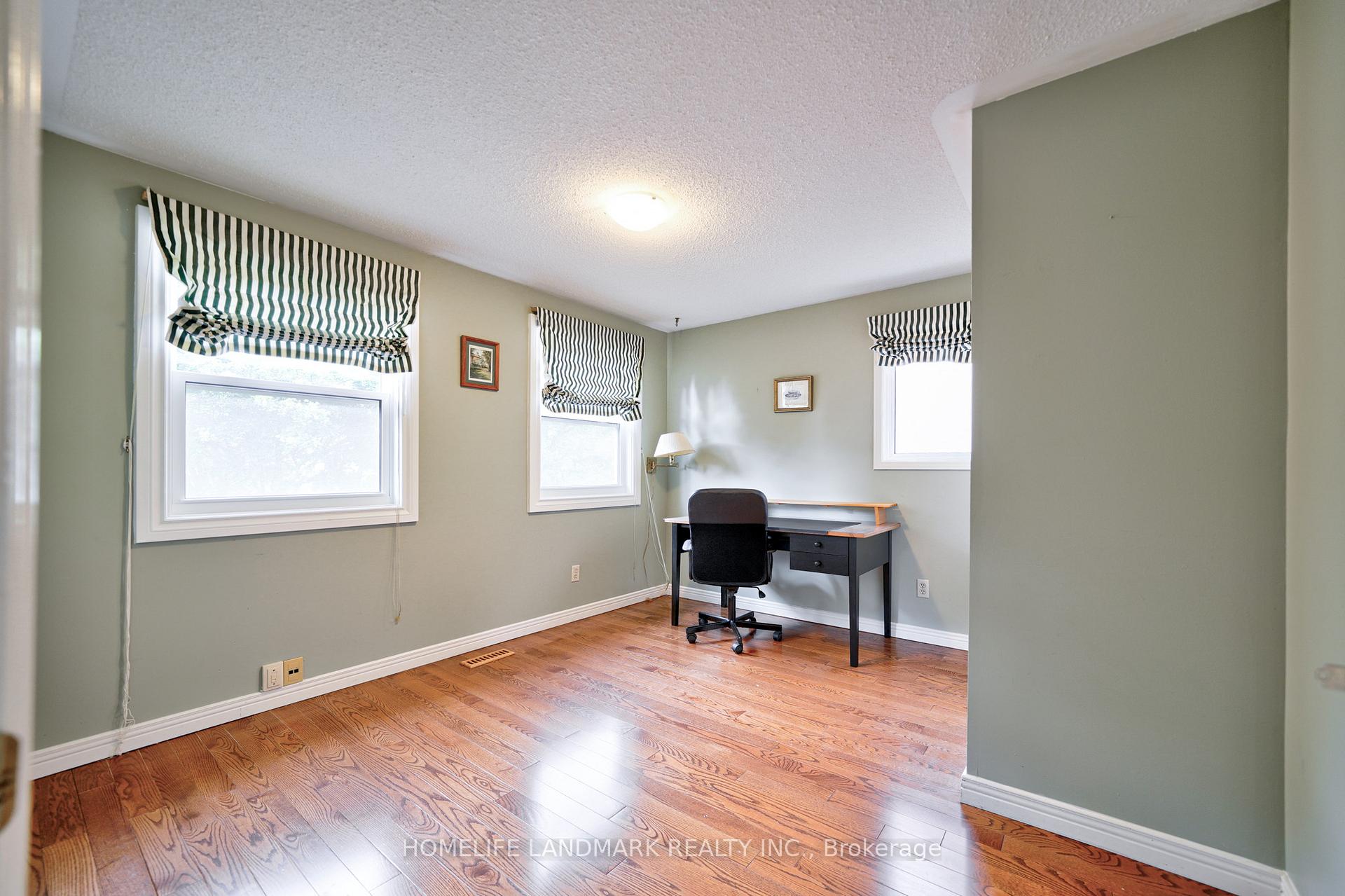 Photo 24 of 72 Woodman's Chart, Markham, Unionville — HOMEH