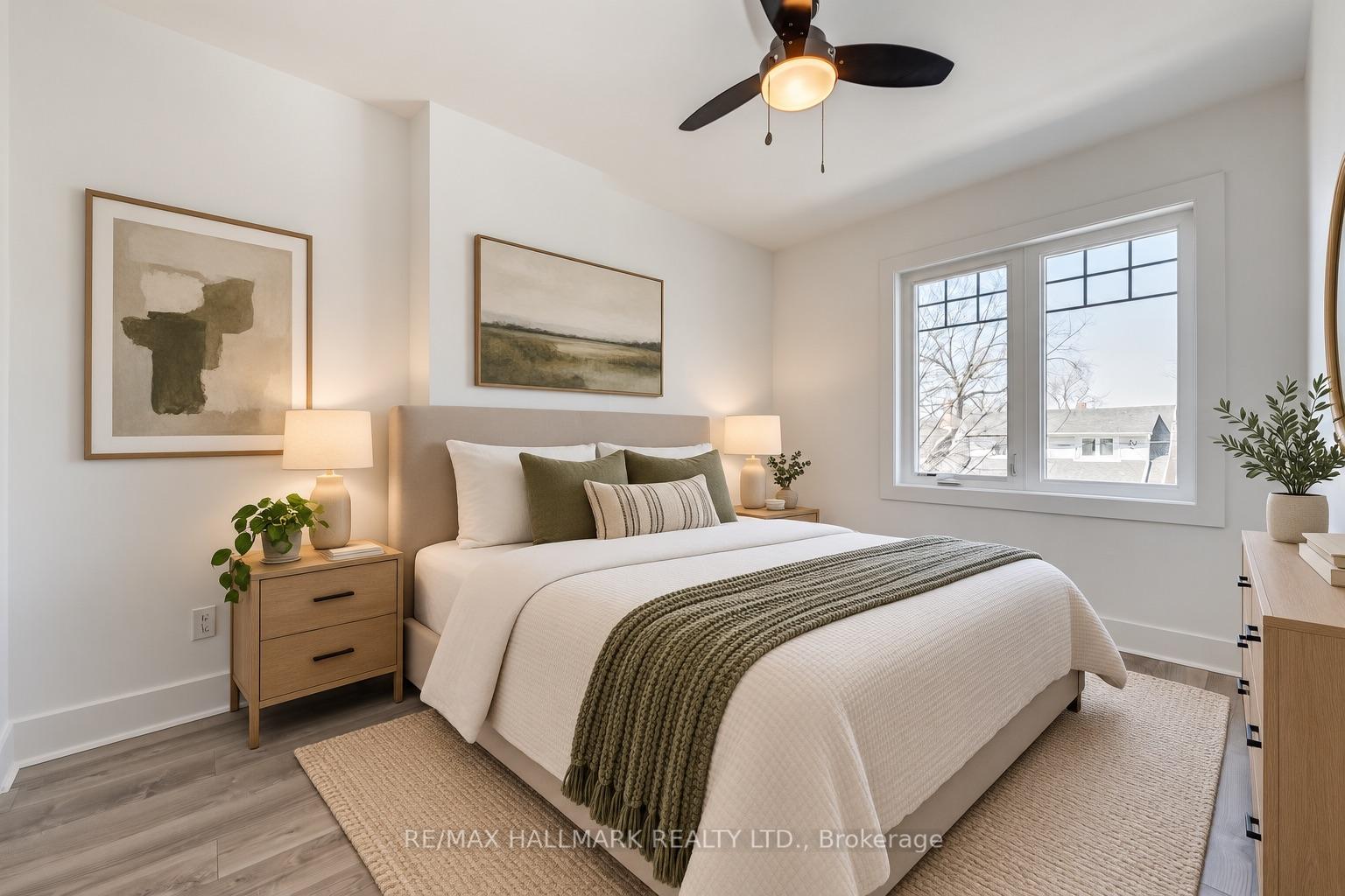 Photo 5 of Unit Upper, 327 Kenilworth Avenue, Toronto, The Beaches — HOMEH
