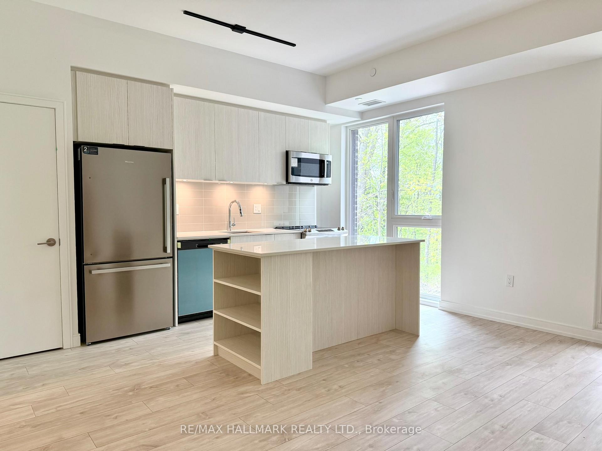 Photo 3 of Unit 14, 172 Clonmore Drive, Scarborough, Birchcliffe-Cliffside — HOMEH