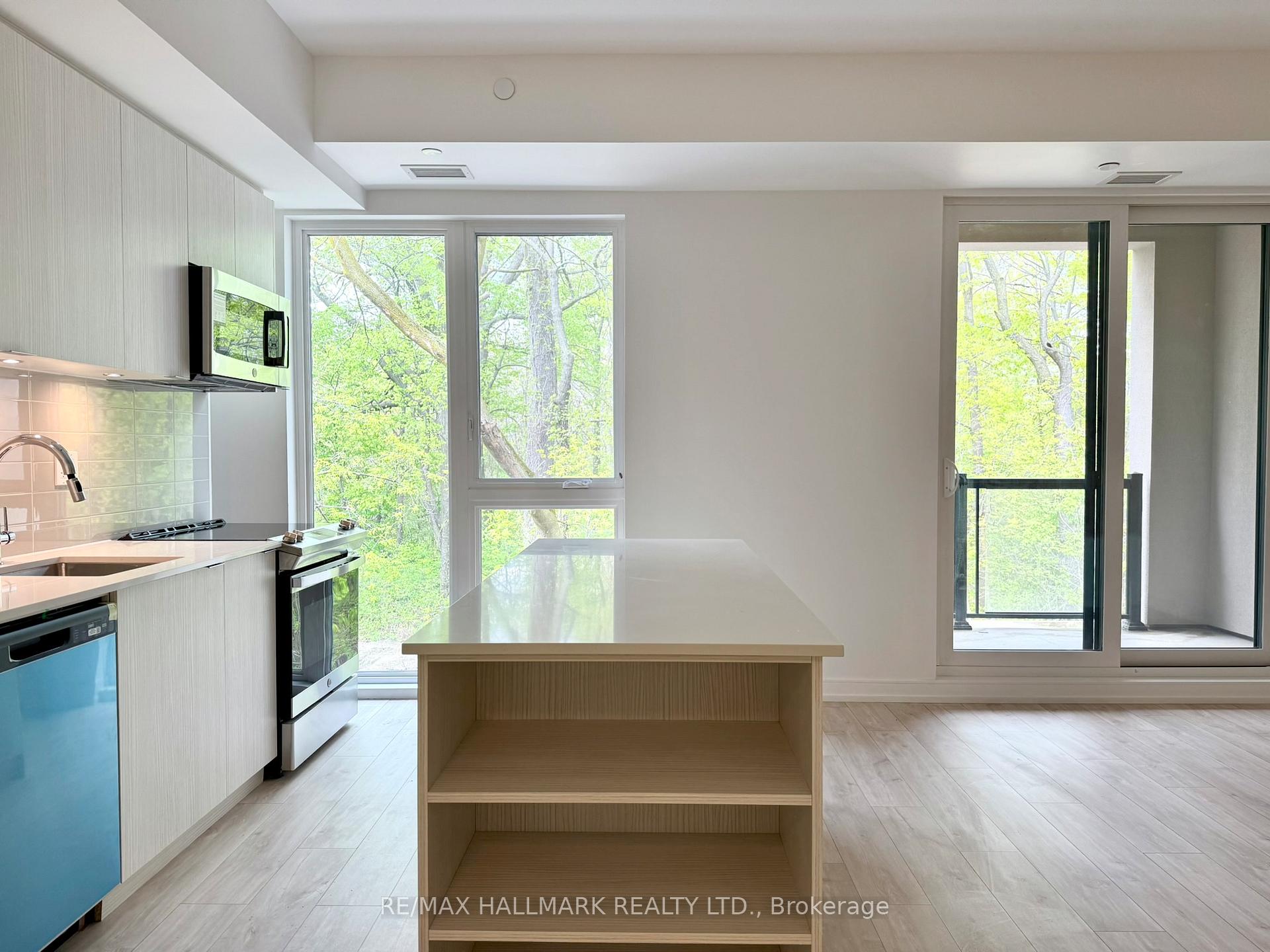 Photo 6 of Unit 14, 172 Clonmore Drive, Scarborough, Birchcliffe-Cliffside — HOMEH
