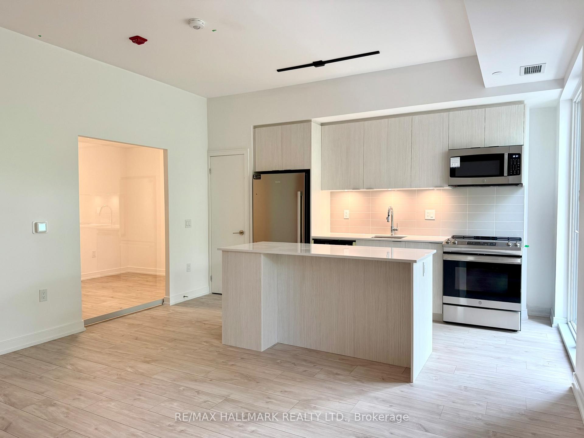 Photo 10 of Unit 14, 172 Clonmore Drive, Scarborough, Birchcliffe-Cliffside — HOMEH