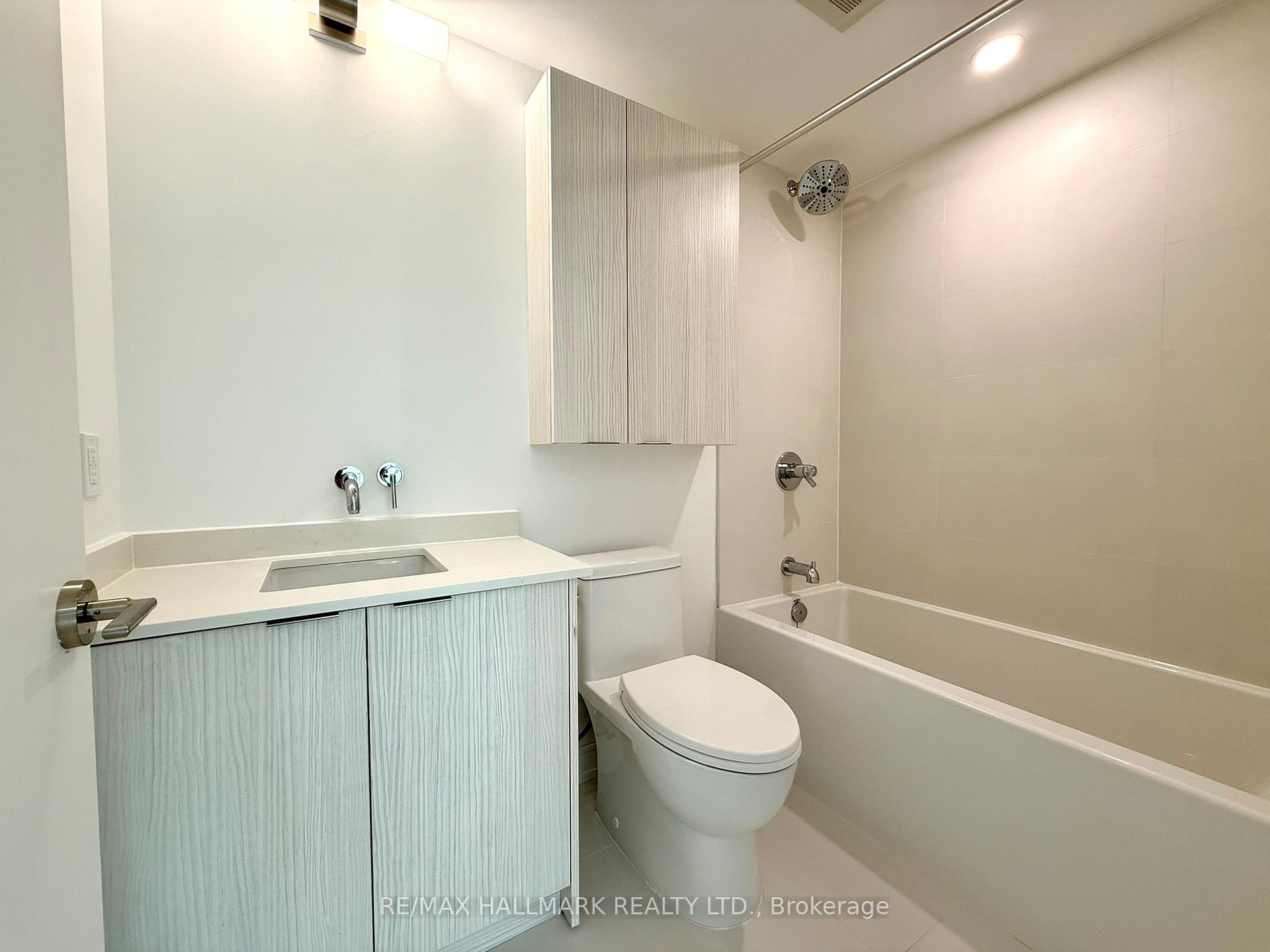 Photo 26 of Unit 14, 172 Clonmore Drive, Scarborough, Birchcliffe-Cliffside — HOMEH