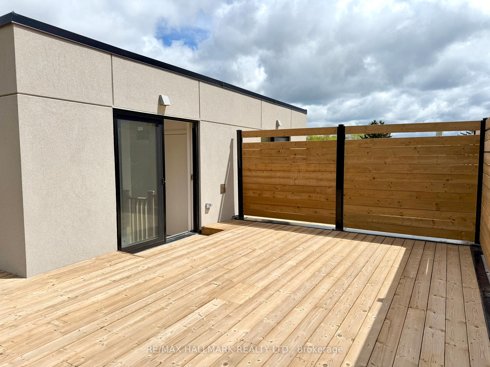 Photo 30 of Unit 14, 172 Clonmore Drive, Scarborough, Birchcliffe-Cliffside — HOMEH