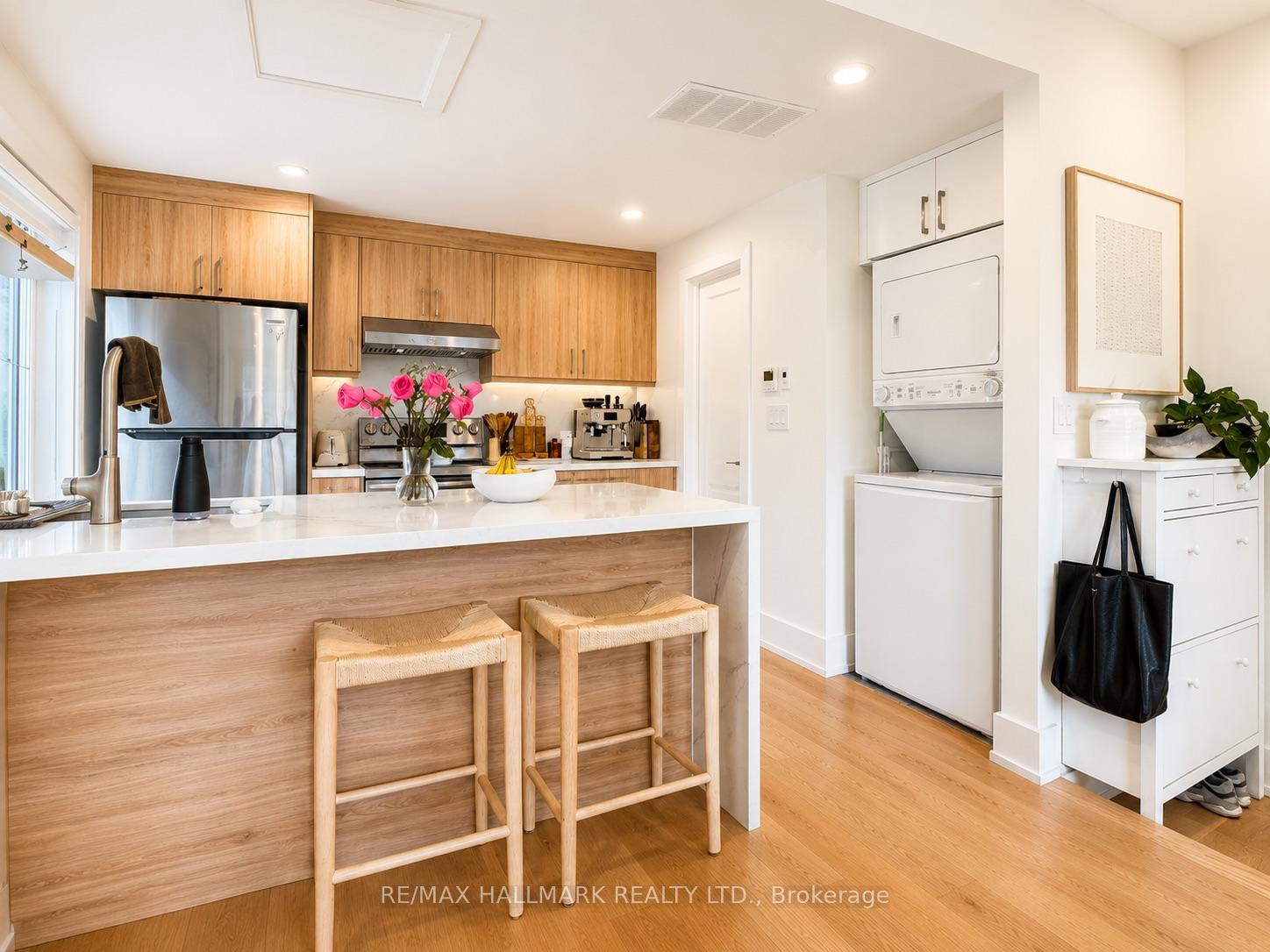 Photo 5 of Unit Unit F, 72 Jones Avenue, Toronto, South Riverdale — HOMEH