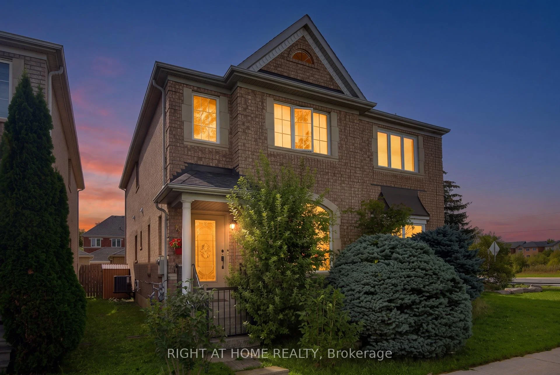 Photo 1 of 4 Forest Run Boulevard, Vaughan, Patterson — HOMEH