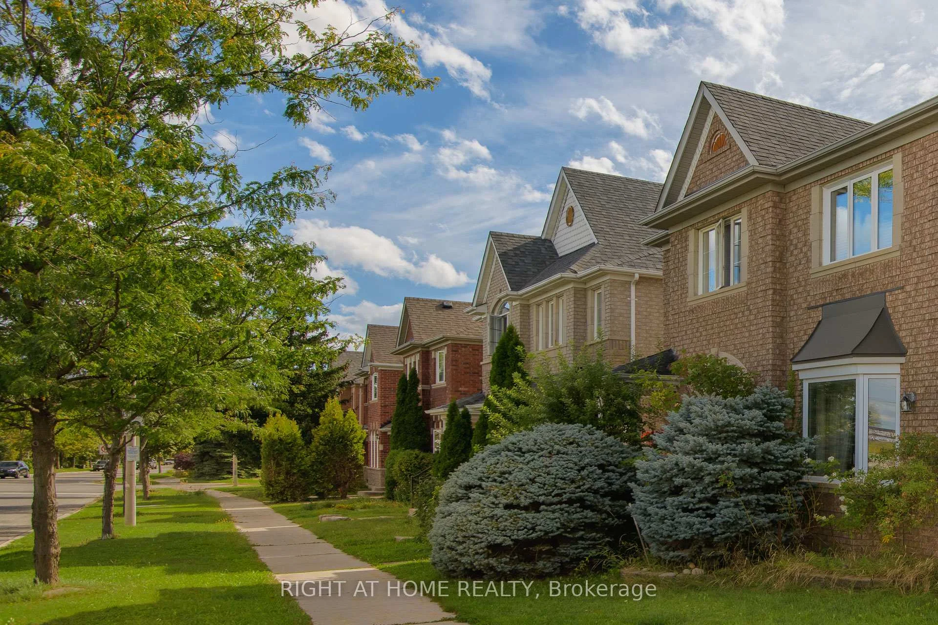 Photo 4 of 4 Forest Run Boulevard, Vaughan, Patterson — HOMEH