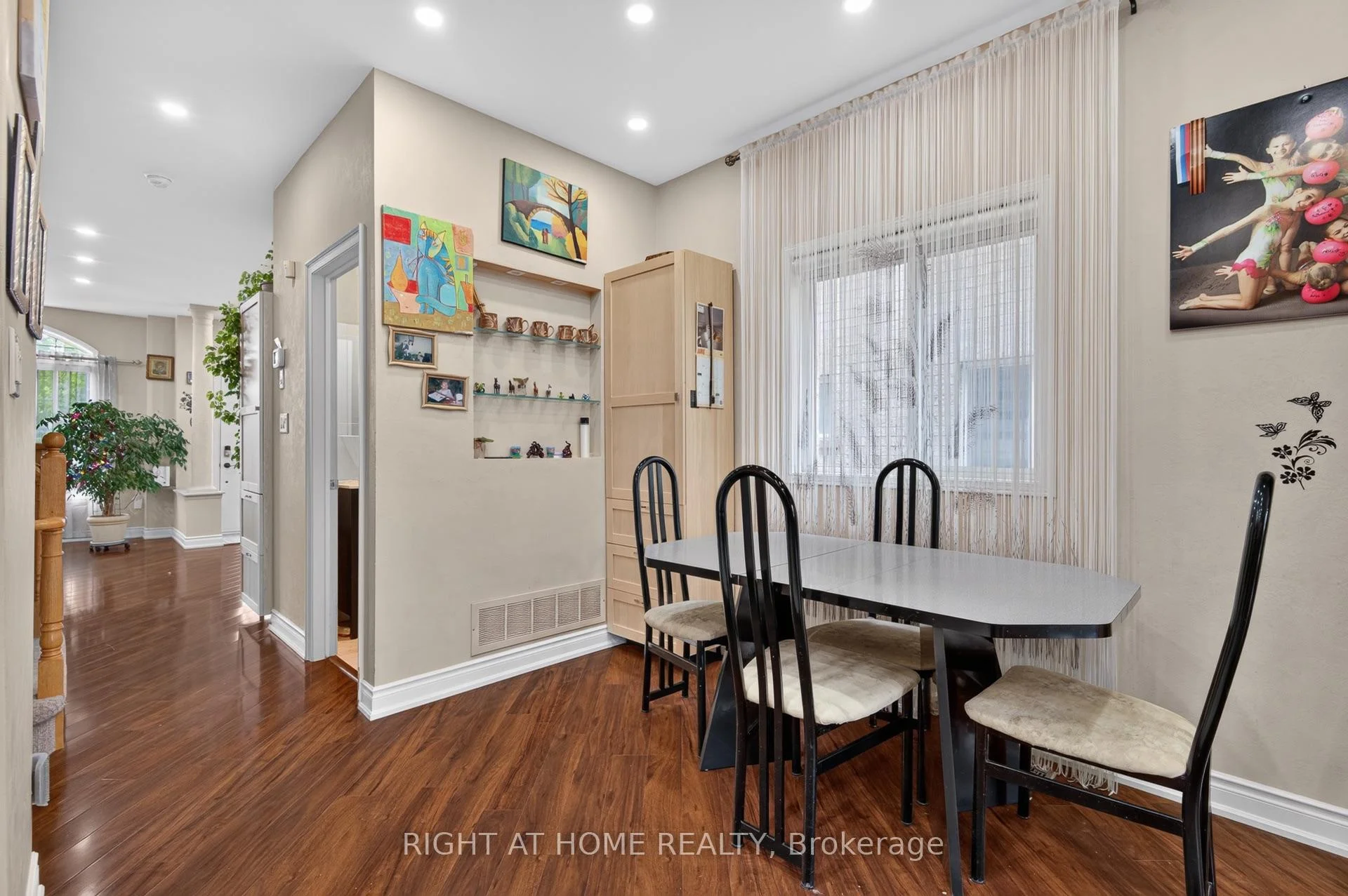 Photo 13 of 4 Forest Run Boulevard, Vaughan, Patterson — HOMEH