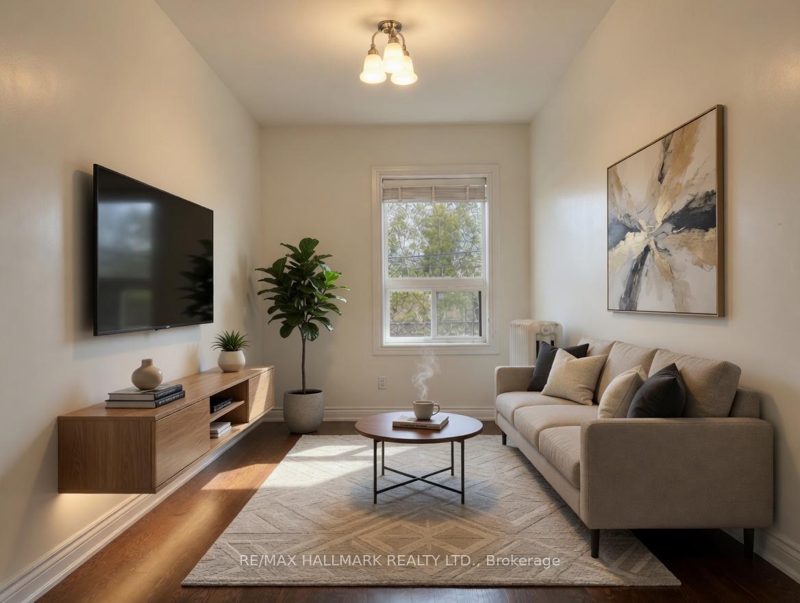 Photo of Unit 2, 2038 Danforth Avenue