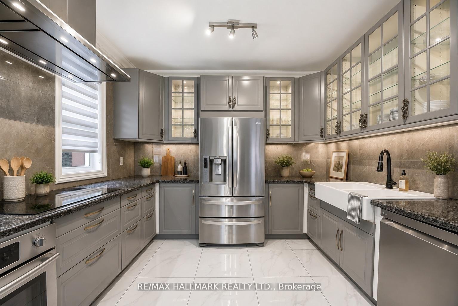 Photo 12 of 32 Orchard Park Drive, Scarborough, West Hill — HOMEH
