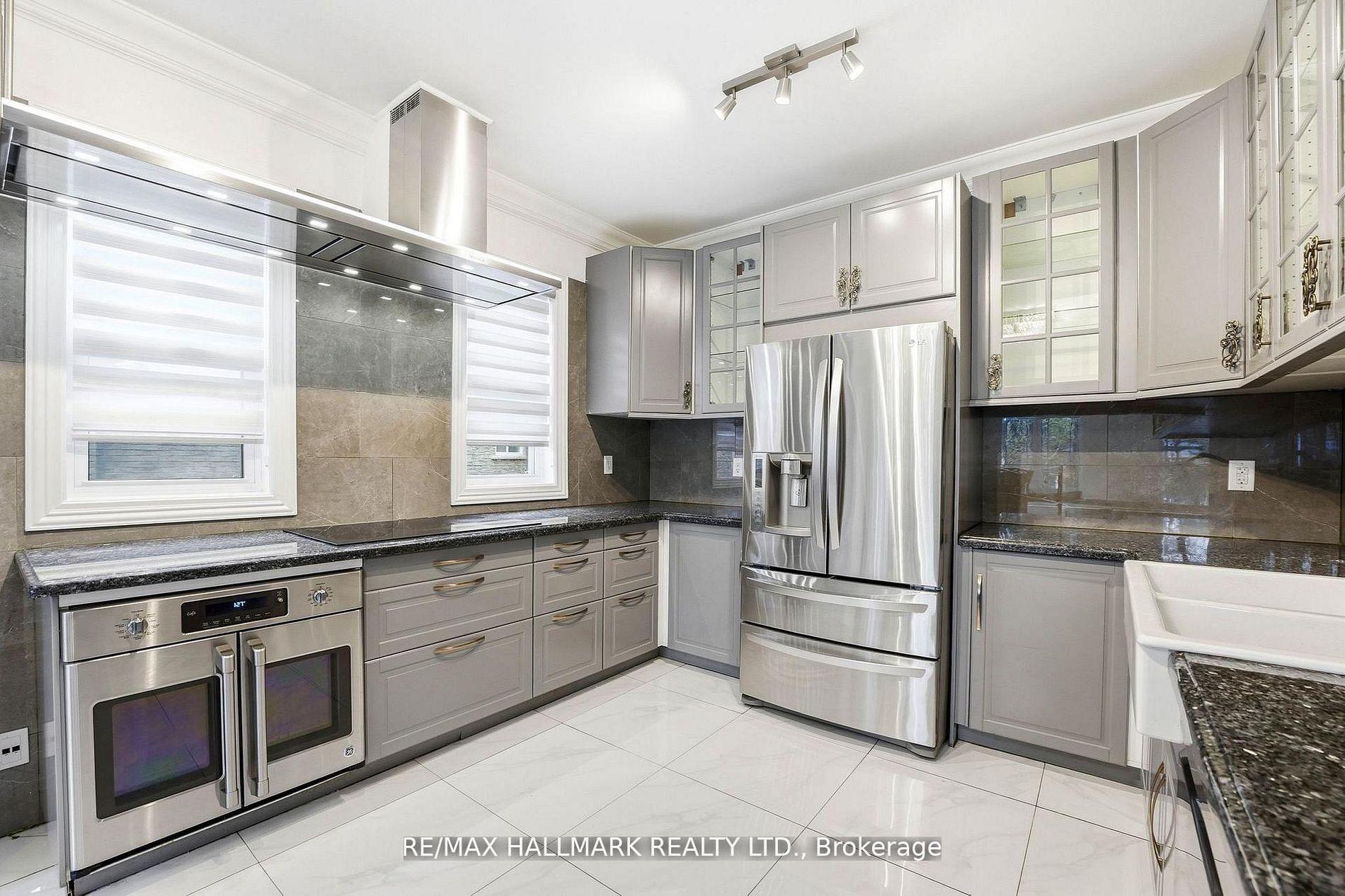 Photo 14 of 32 Orchard Park Drive, Scarborough, West Hill — HOMEH