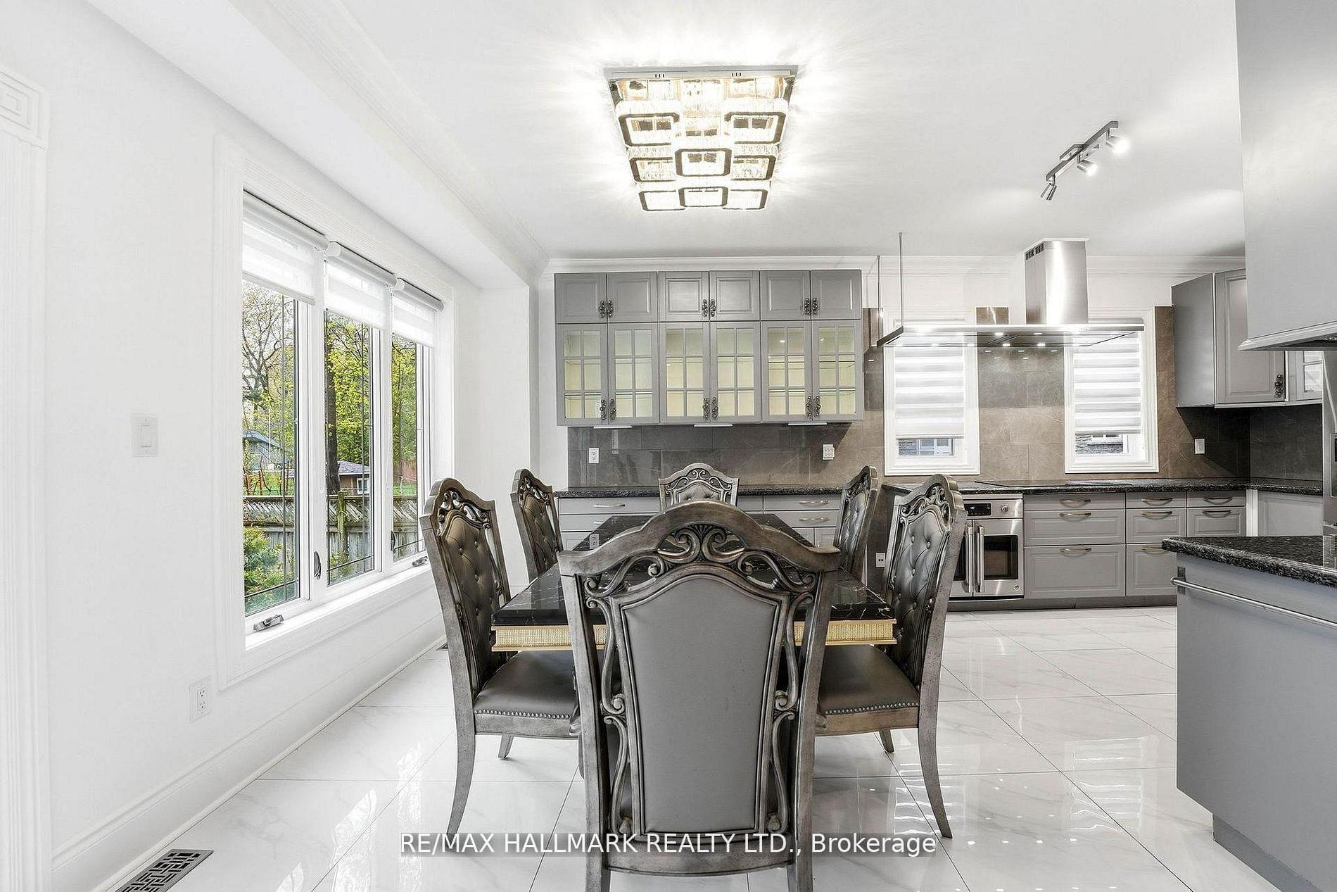 Photo 15 of 32 Orchard Park Drive, Scarborough, West Hill — HOMEH