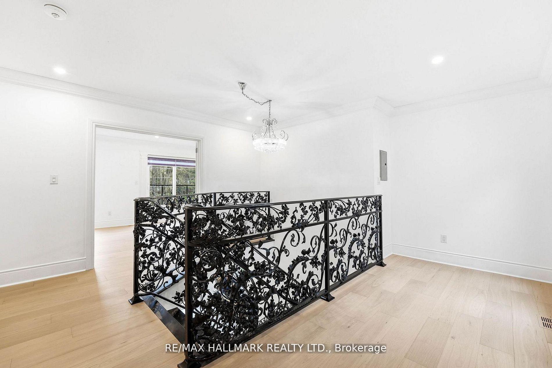 Photo 20 of 32 Orchard Park Drive, Scarborough, West Hill — HOMEH