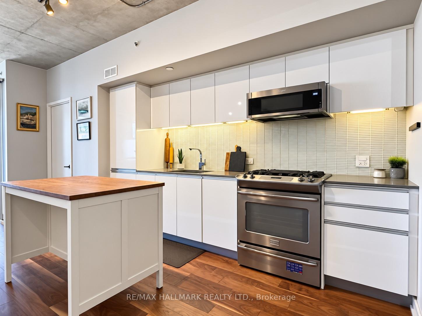 Photo 5 of Unit 219, 1190 Dundas Street E, Toronto, South Riverdale — HOMEH
