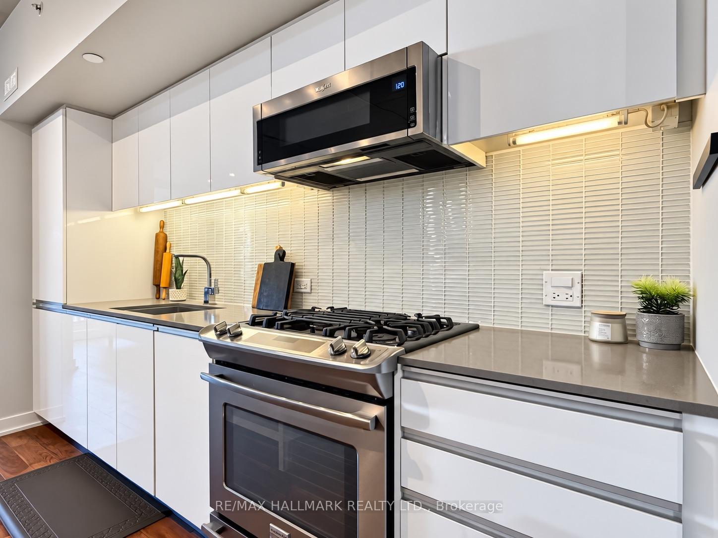 Photo 6 of Unit 219, 1190 Dundas Street E, Toronto, South Riverdale — HOMEH