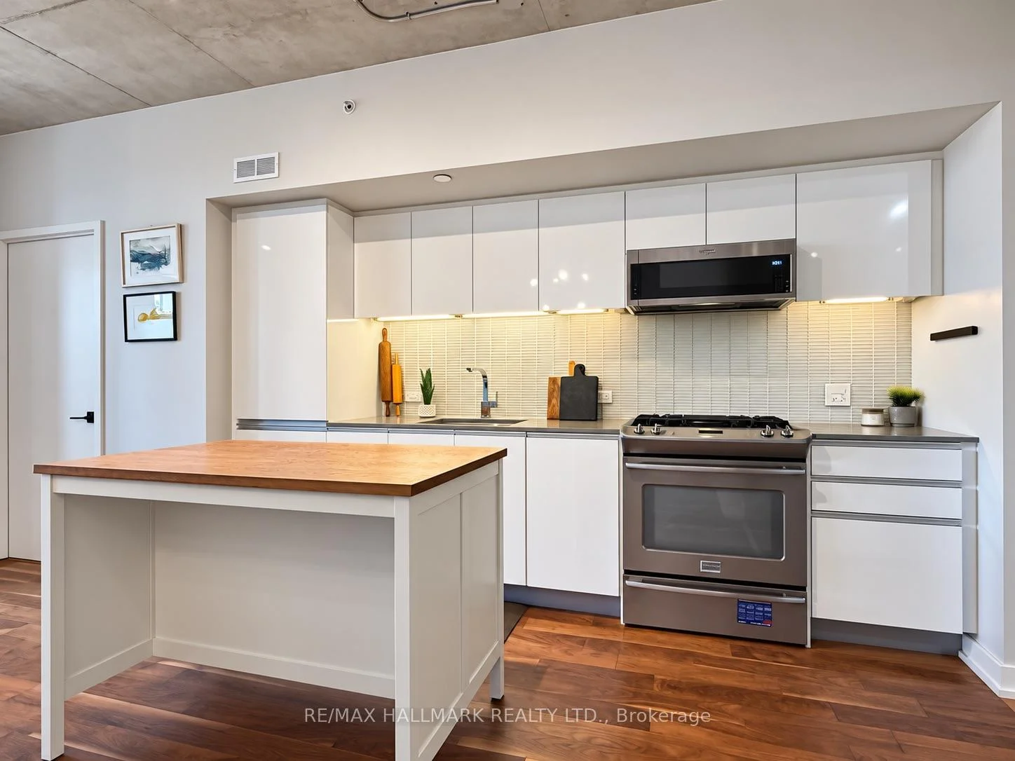 Photo 7 of Unit 219, 1190 Dundas Street E, Toronto, South Riverdale — HOMEH