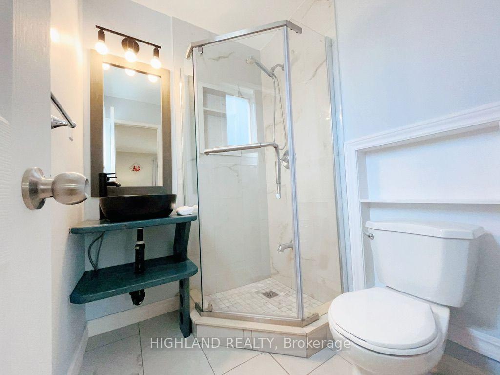 Photo 12 of 182 Foxhunt Road, Waterloo, Colonial Acres — HOMEH