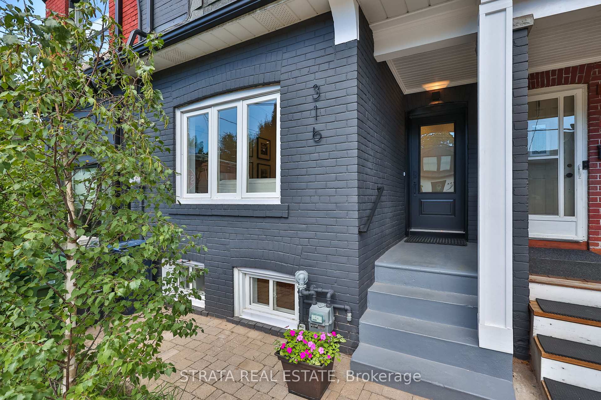 Photo 5 of 316 St Johns Road, Toronto, Runnymede-Bloor West Village — HOMEH