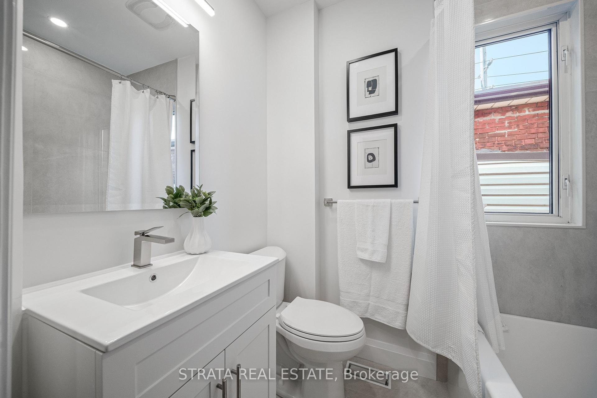 Photo 39 of 316 St Johns Road, Toronto, Runnymede-Bloor West Village — HOMEH