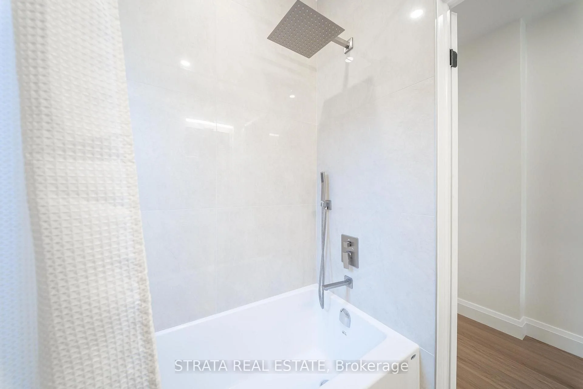 Photo 40 of 316 St Johns Road, Toronto, Runnymede-Bloor West Village — HOMEH