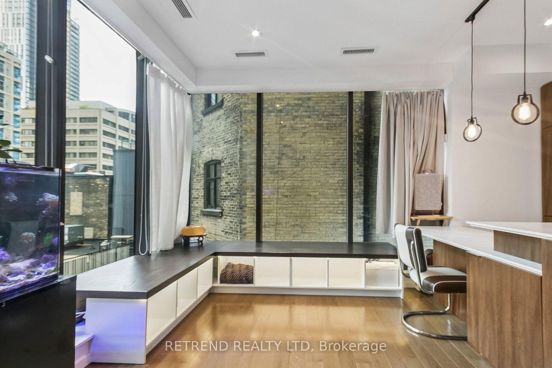 Photo 6 of Unit 203, 5 St. Joseph Street, Toronto, Bay Street Corridor — HOMEH