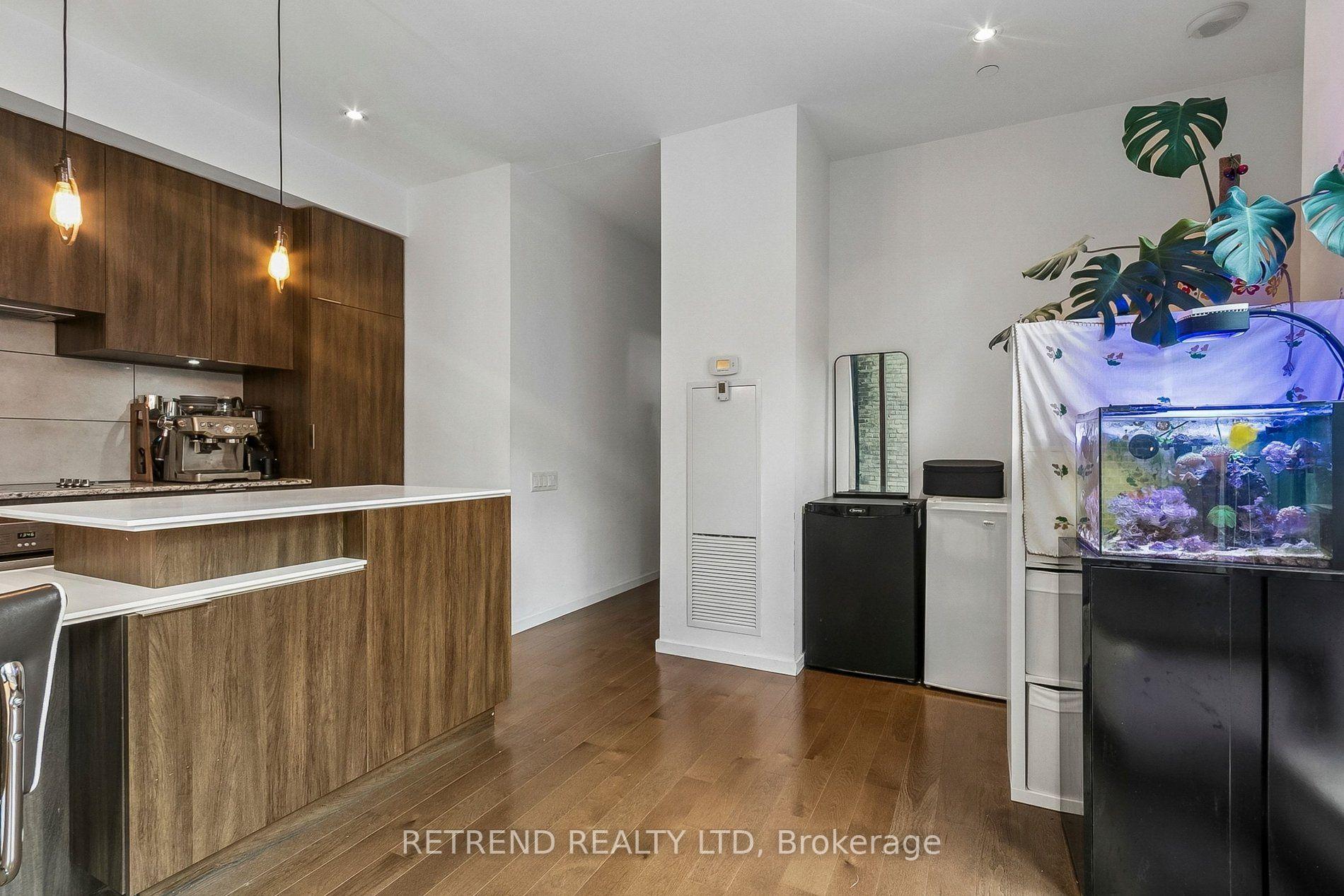 Photo 7 of Unit 203, 5 St. Joseph Street, Toronto, Bay Street Corridor — HOMEH