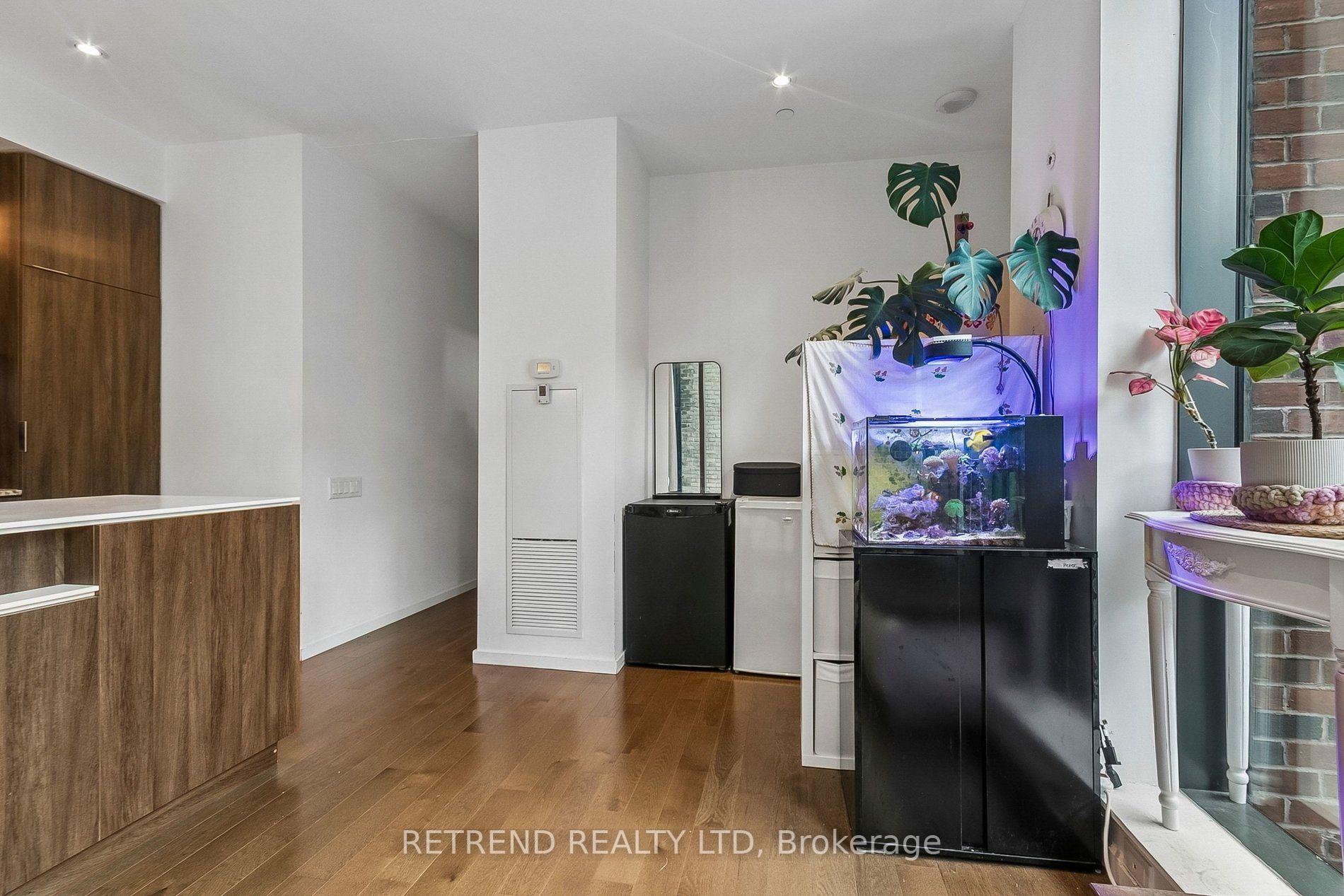 Photo 8 of Unit 203, 5 St. Joseph Street, Toronto, Bay Street Corridor — HOMEH