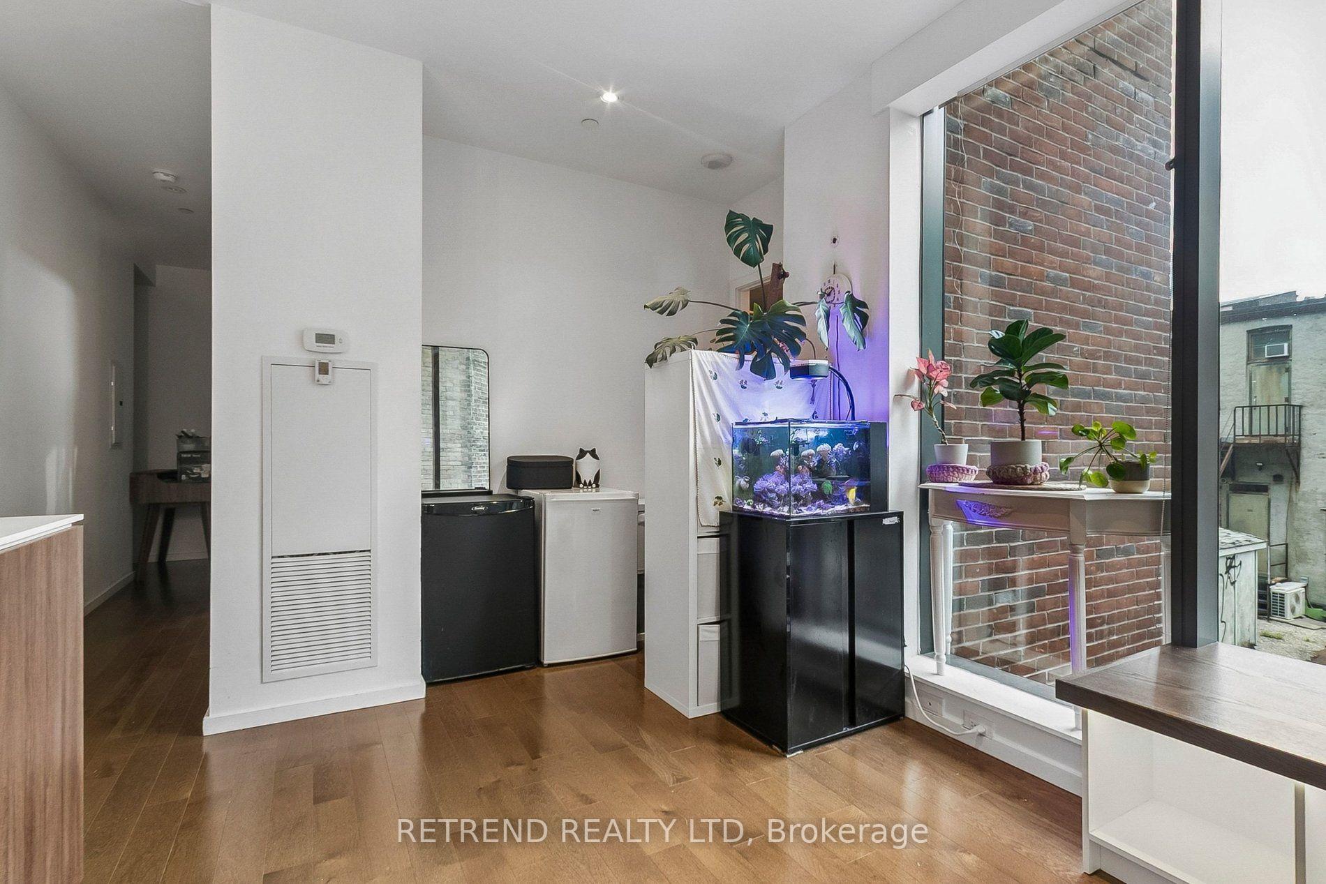 Photo 9 of Unit 203, 5 St. Joseph Street, Toronto, Bay Street Corridor — HOMEH