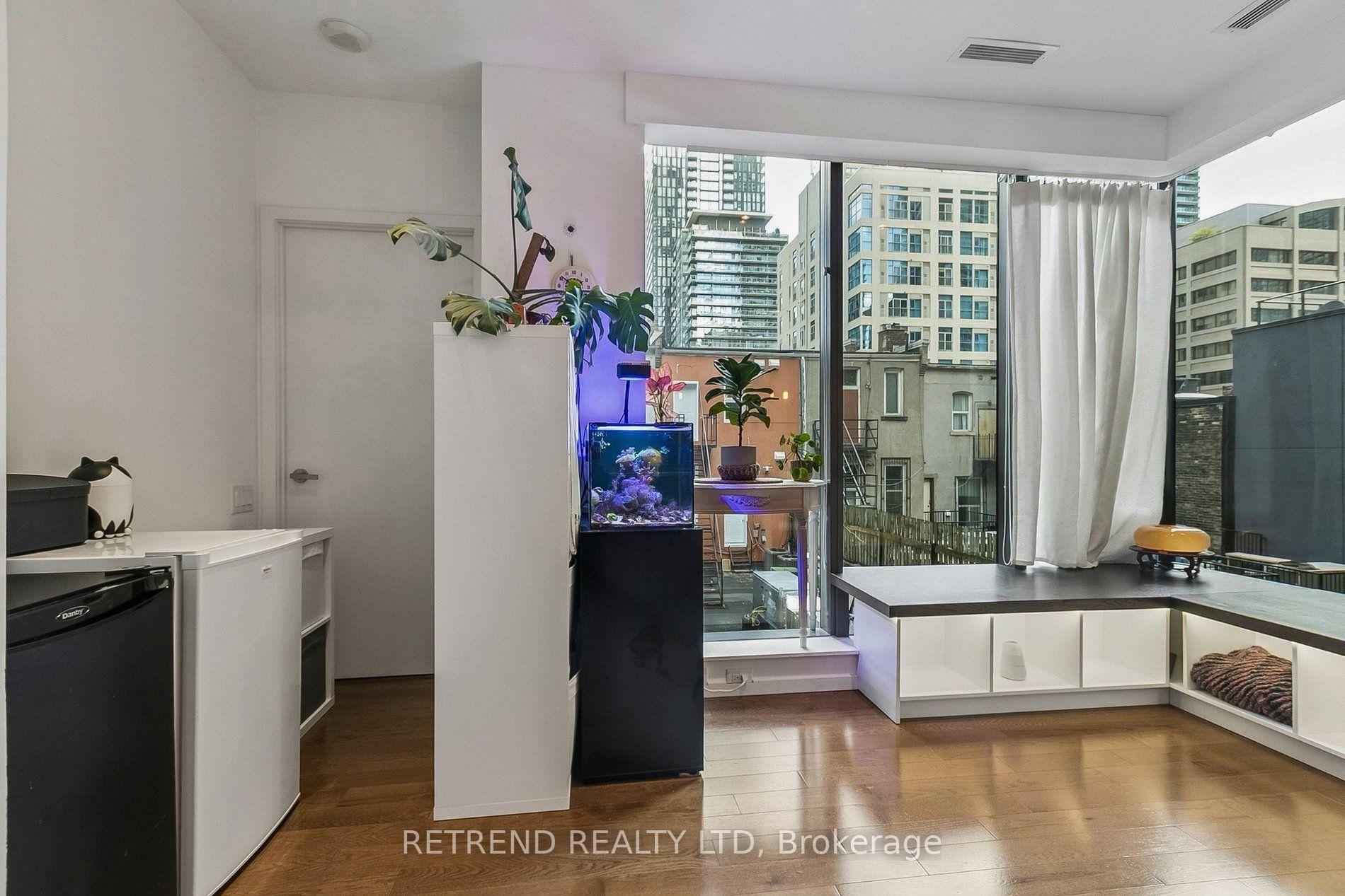 Photo 10 of Unit 203, 5 St. Joseph Street, Toronto, Bay Street Corridor — HOMEH