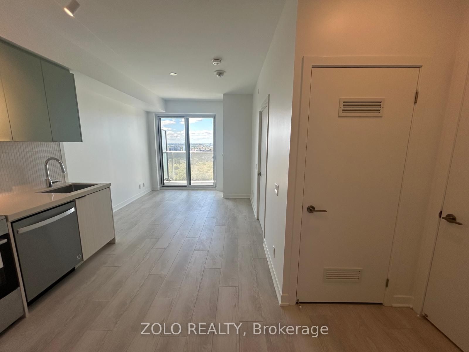 Photo 8 of Unit 2115, 6 Flavelle Trail, Vaughan, Steeles West Industrial — HOMEH