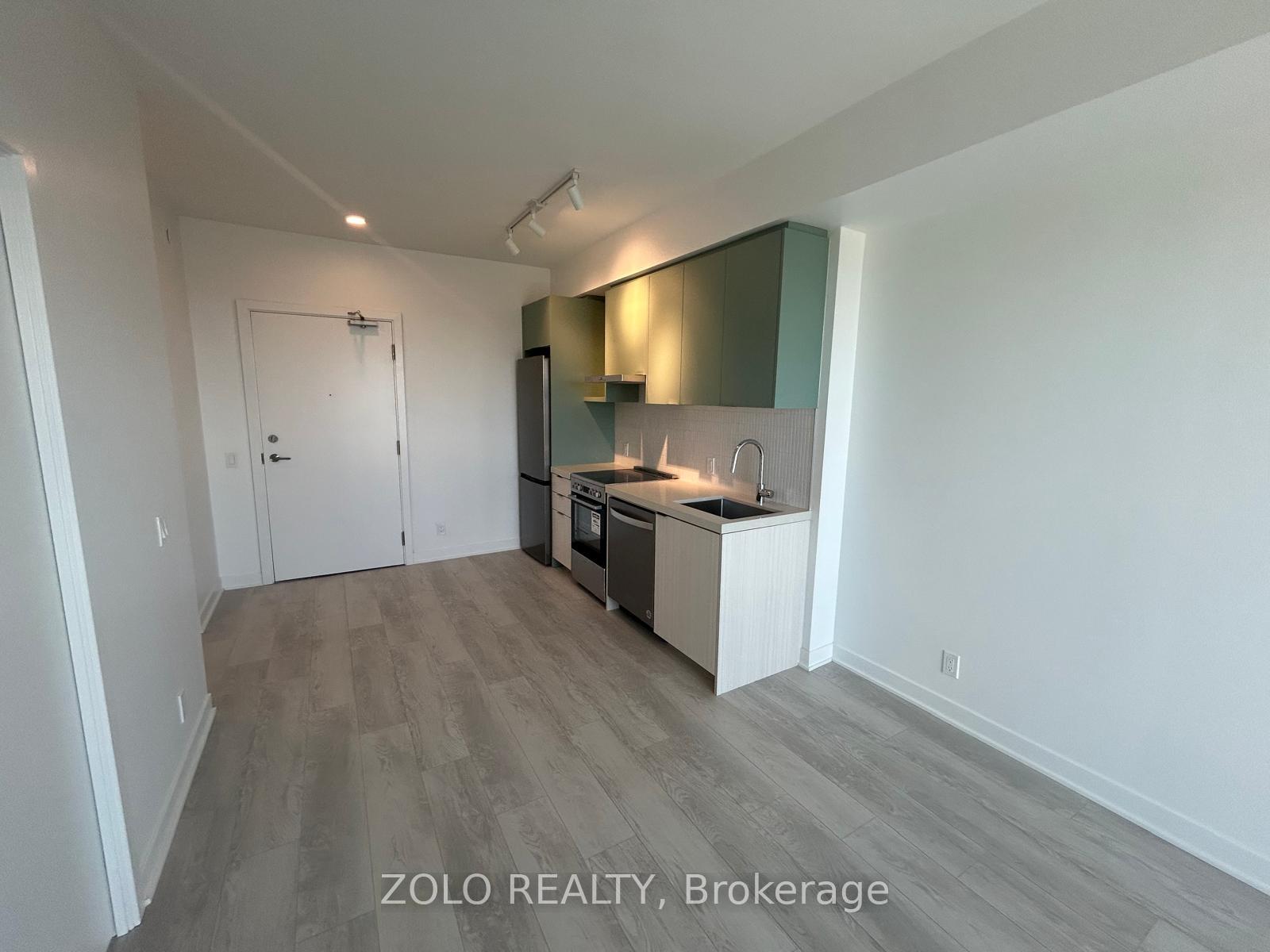 Photo 13 of Unit 2115, 6 Flavelle Trail, Vaughan, Steeles West Industrial — HOMEH