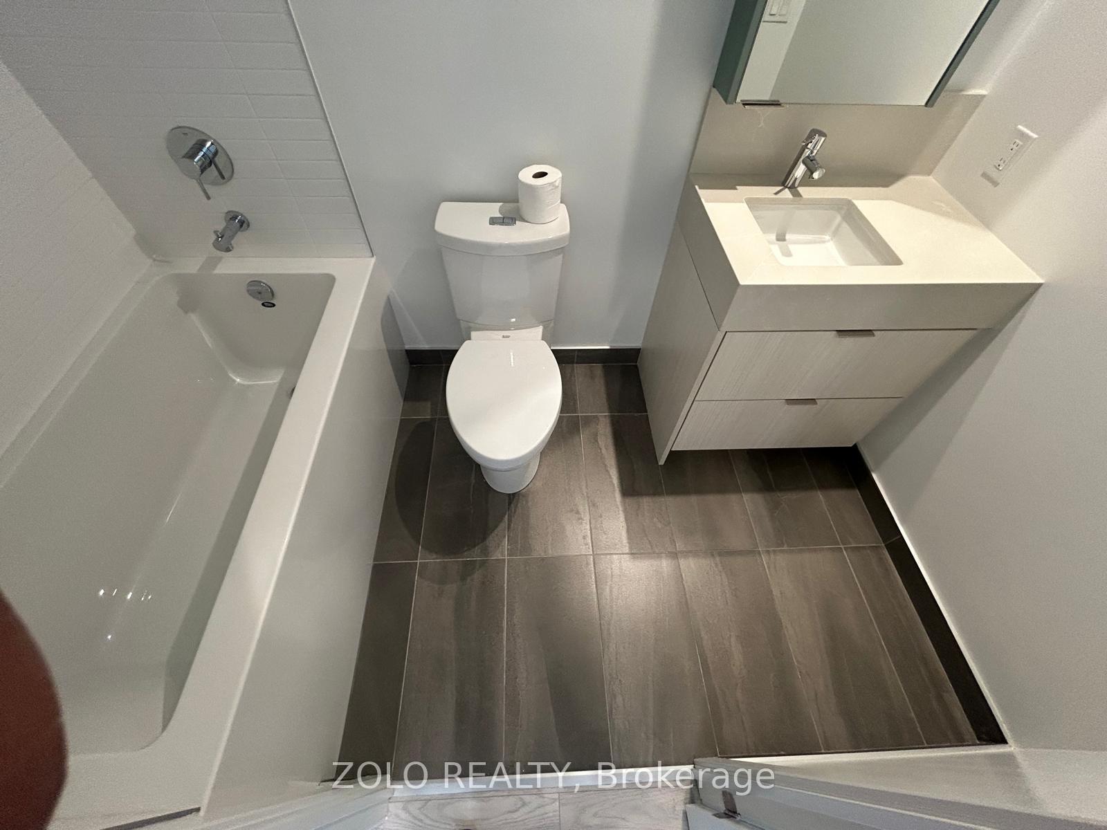 Photo 17 of Unit 2115, 6 Flavelle Trail, Vaughan, Steeles West Industrial — HOMEH
