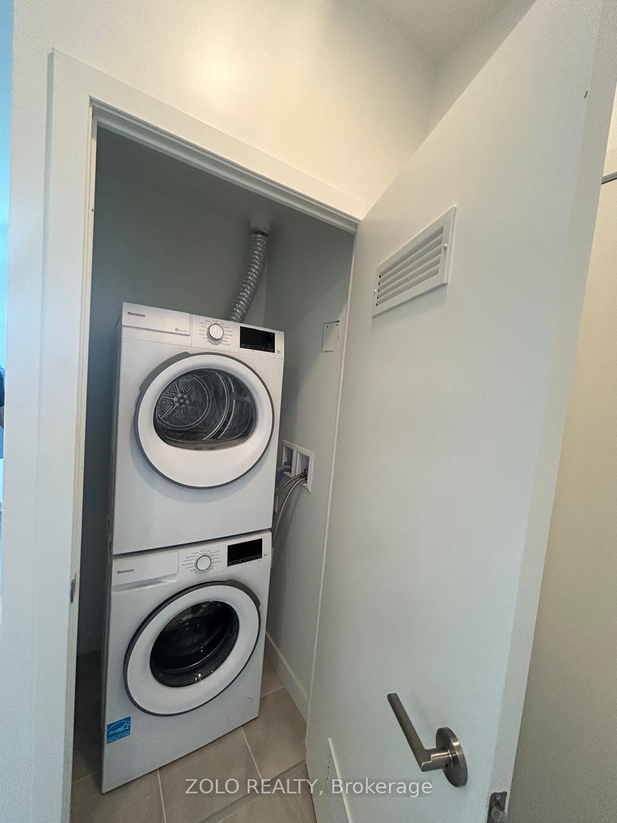 Photo 19 of Unit 2115, 6 Flavelle Trail, Vaughan, Steeles West Industrial — HOMEH