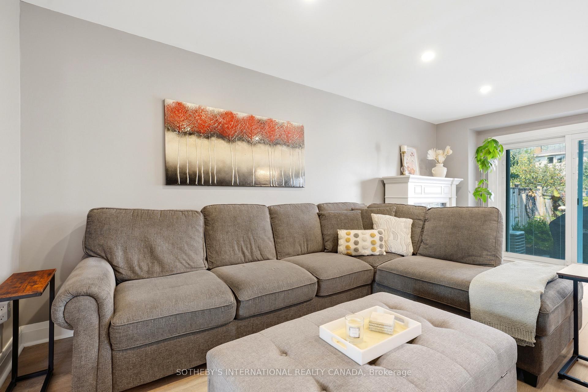 Photo 21 of 2429 Whaley Whaley Drive, Mississauga, Cooksville — HOMEH