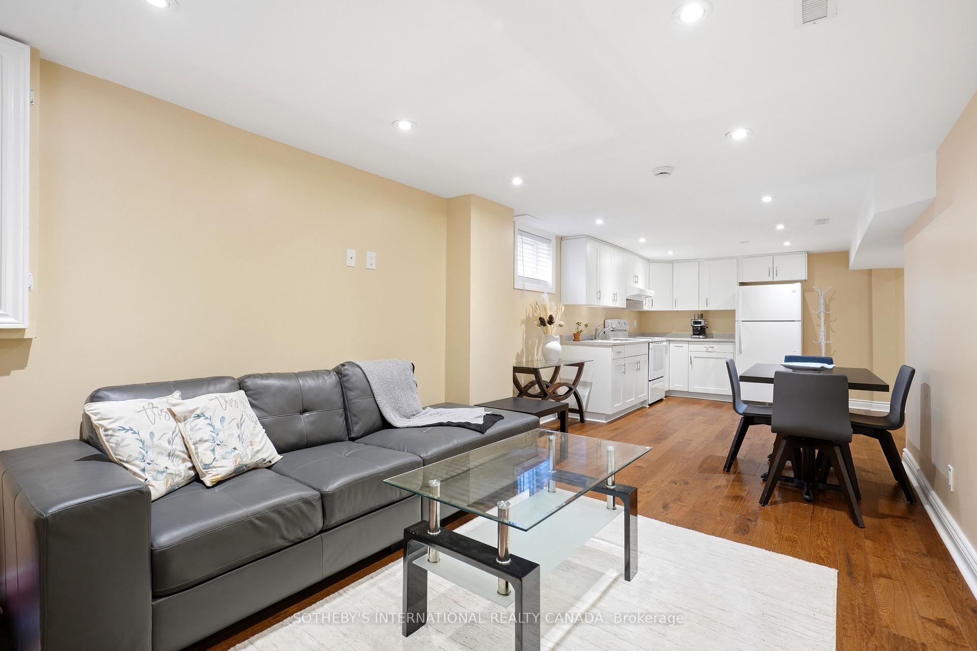 Photo 25 of 2429 Whaley Whaley Drive, Mississauga, Cooksville — HOMEH