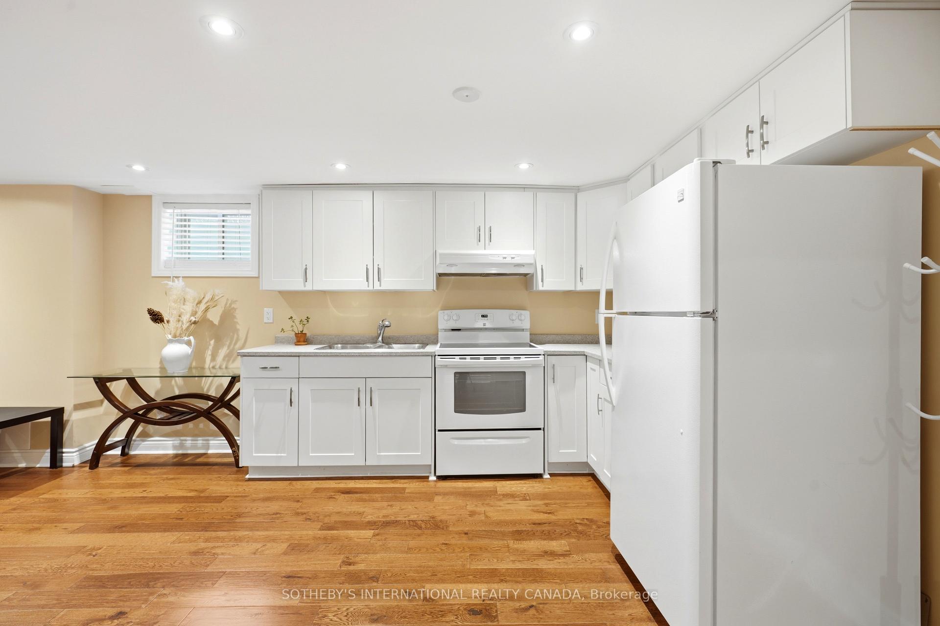 Photo 26 of 2429 Whaley Whaley Drive, Mississauga, Cooksville — HOMEH