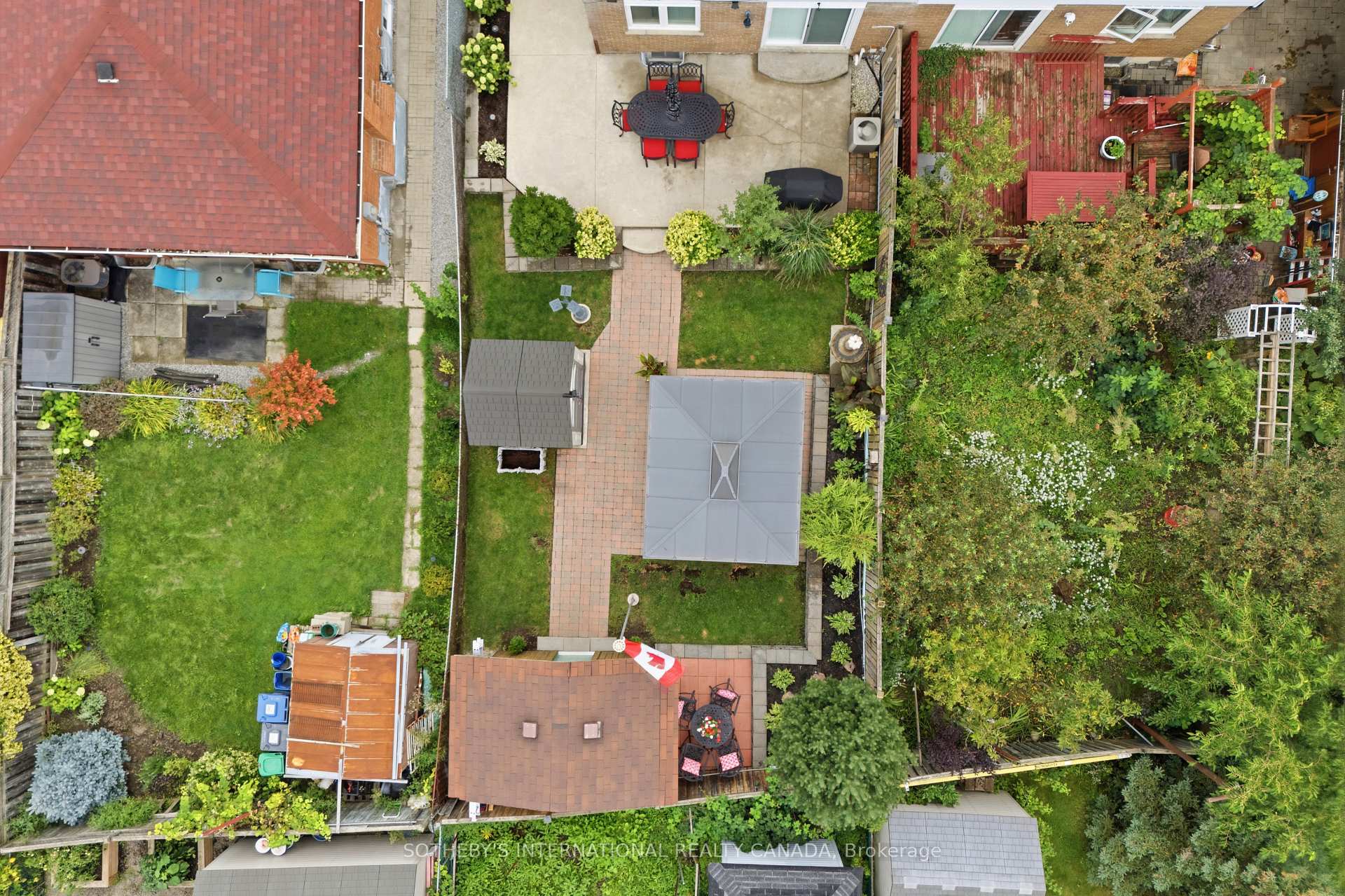 Photo 30 of 2429 Whaley Whaley Drive, Mississauga, Cooksville — HOMEH