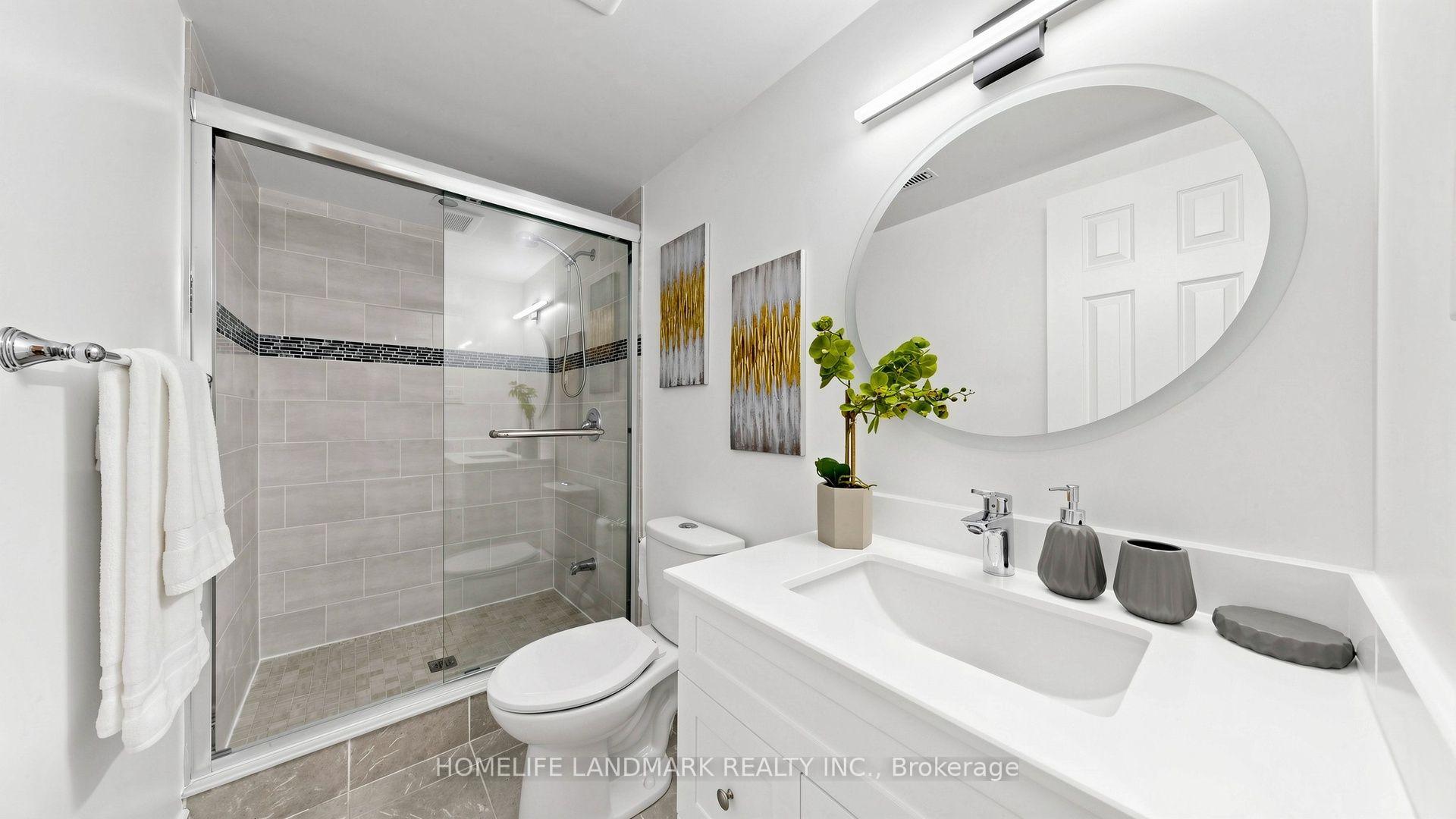 Photo 16 of 41 Angus Drive, North York, Don Valley Village — HOMEH